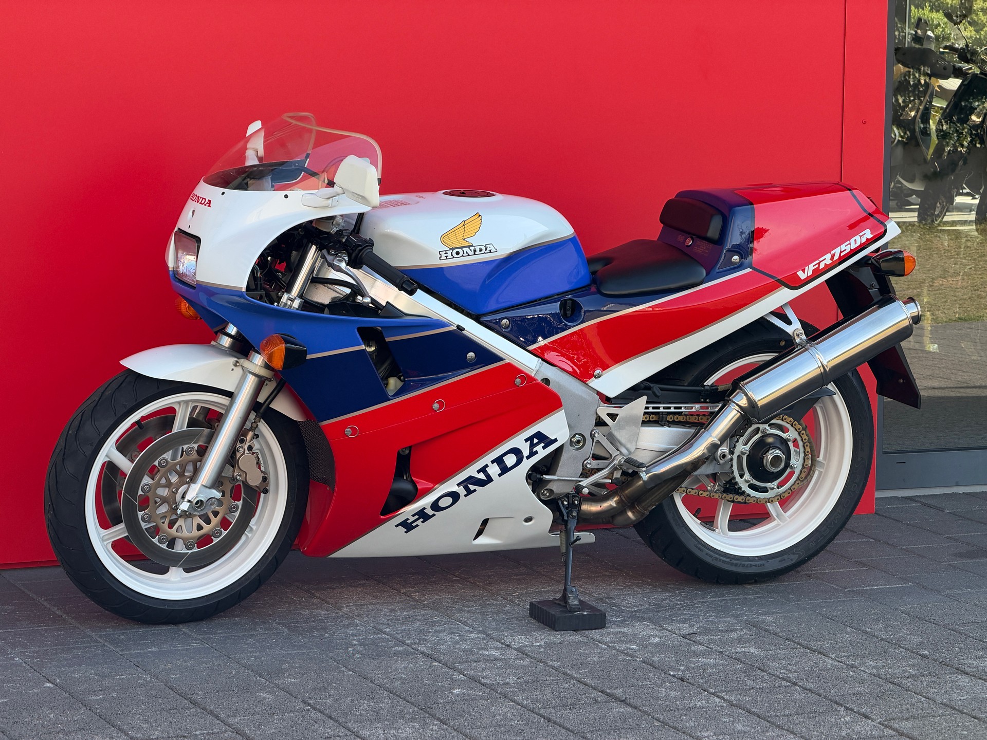 HONDA VFR 750 R (RC30)-image-5