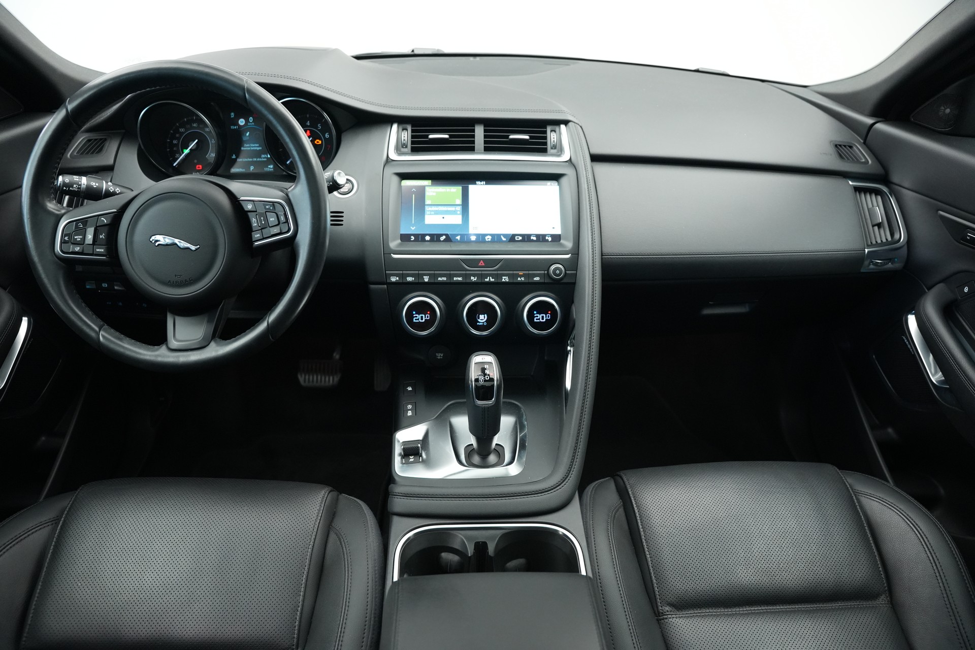 JAGUAR E-Pace 2.0 P250 R-Dynamic SE AWD Automatik-image-8