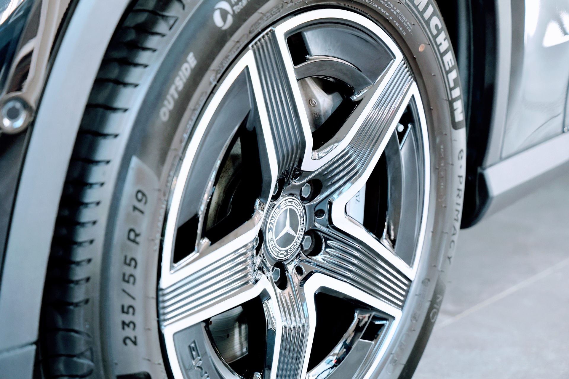 MERCEDES-BENZ GLC 220 d 4Matic 9G-Tronic-image-13