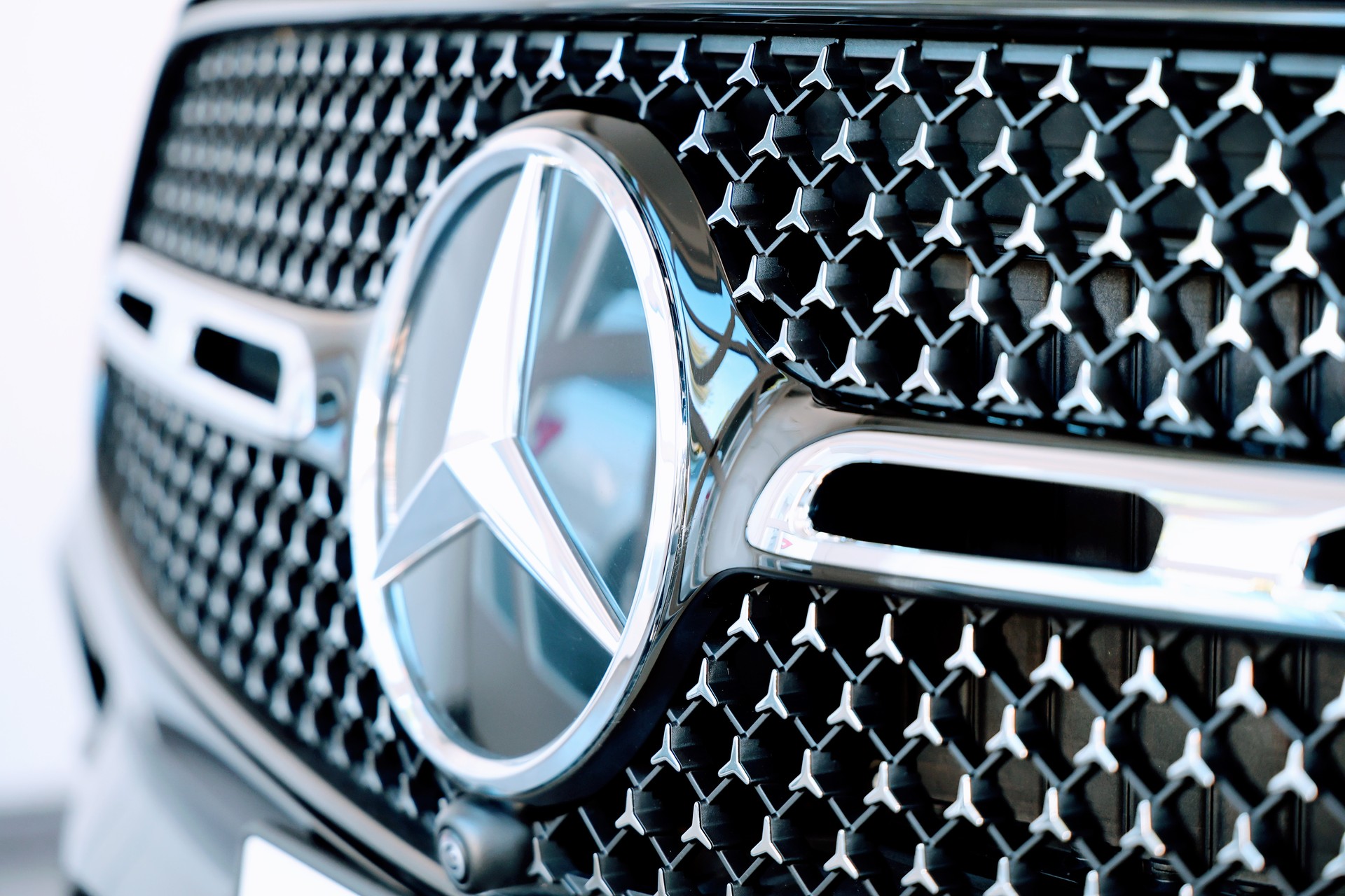 MERCEDES-BENZ GLC 220 d 4Matic 9G-Tronic-image-3