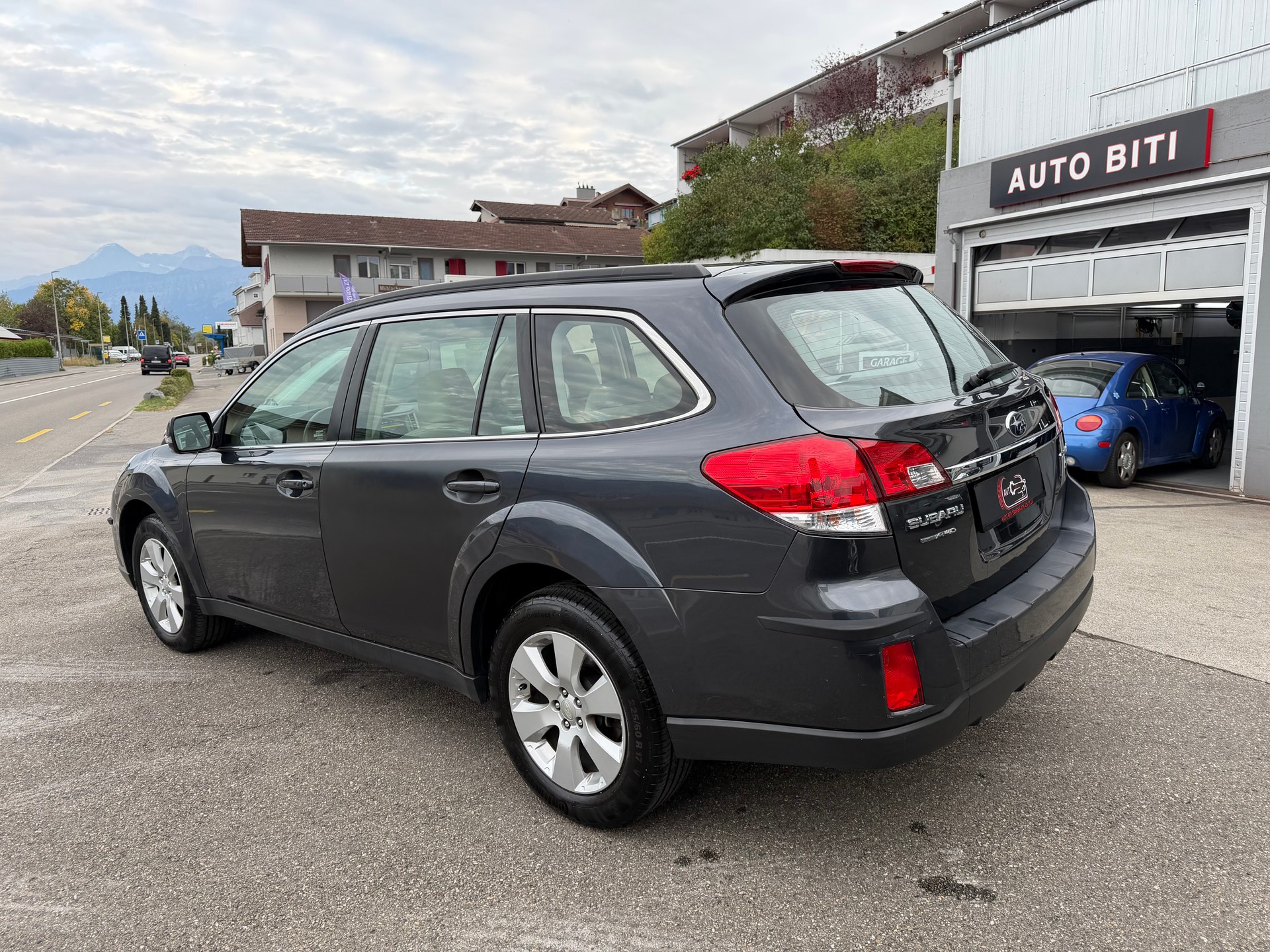 SUBARU Outback 2.5i Limited AWD Lineartronic-image-3