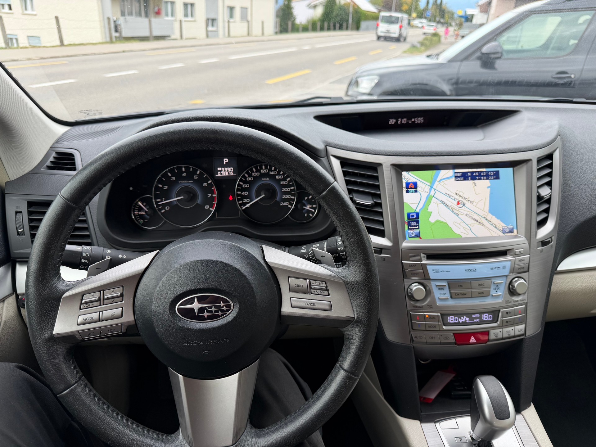 SUBARU Outback 2.5i Limited AWD Lineartronic-image-4