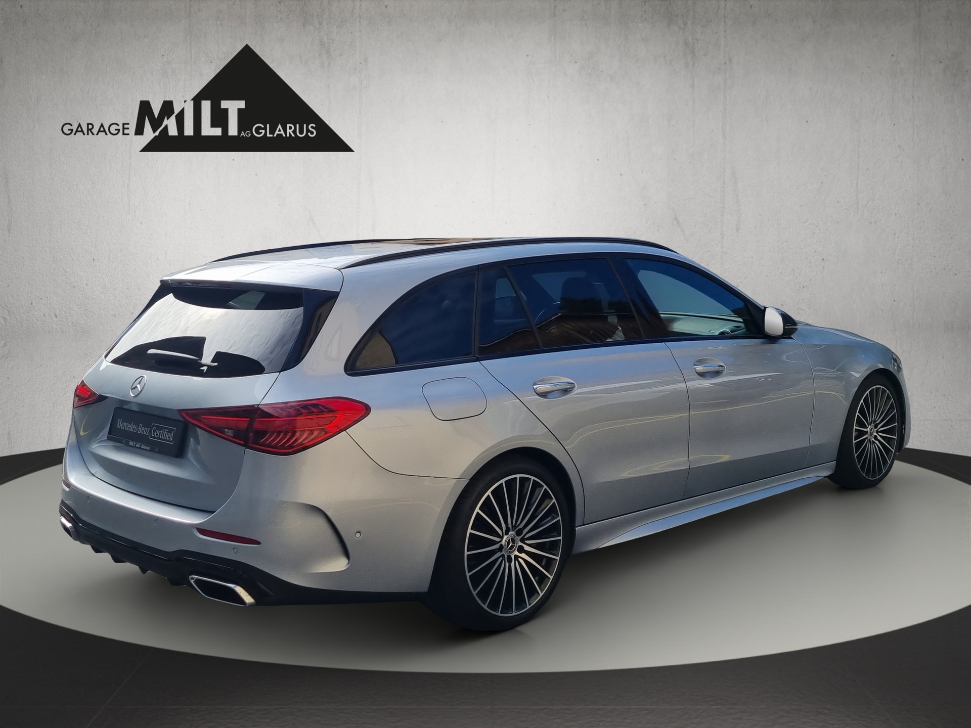 MERCEDES-BENZ C 220 d Swiss Star AMG Line 4matic Kombi-image-6