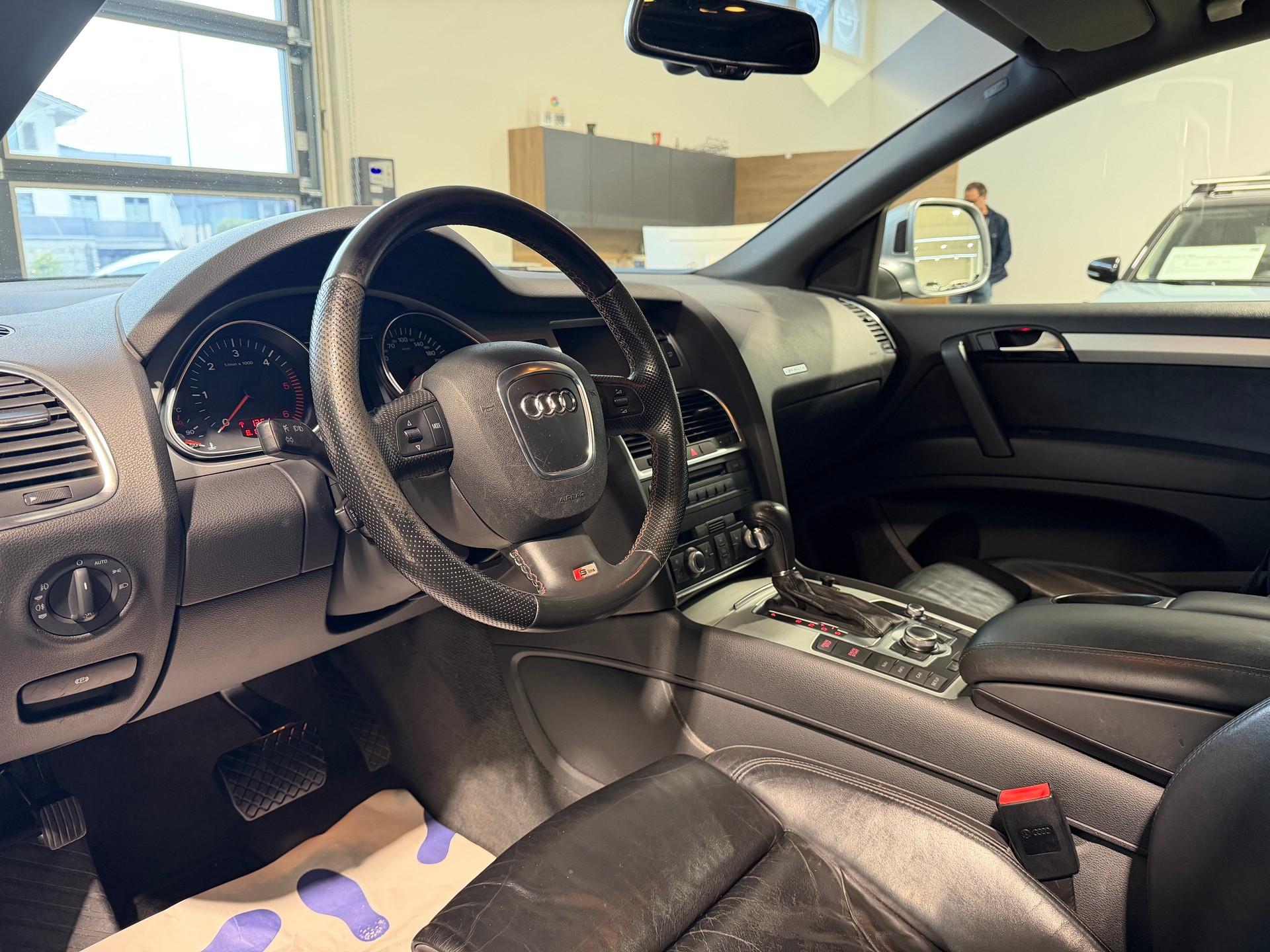 AUDI Q7 4.2 TDI quattro tiptronic-showroom-element-1