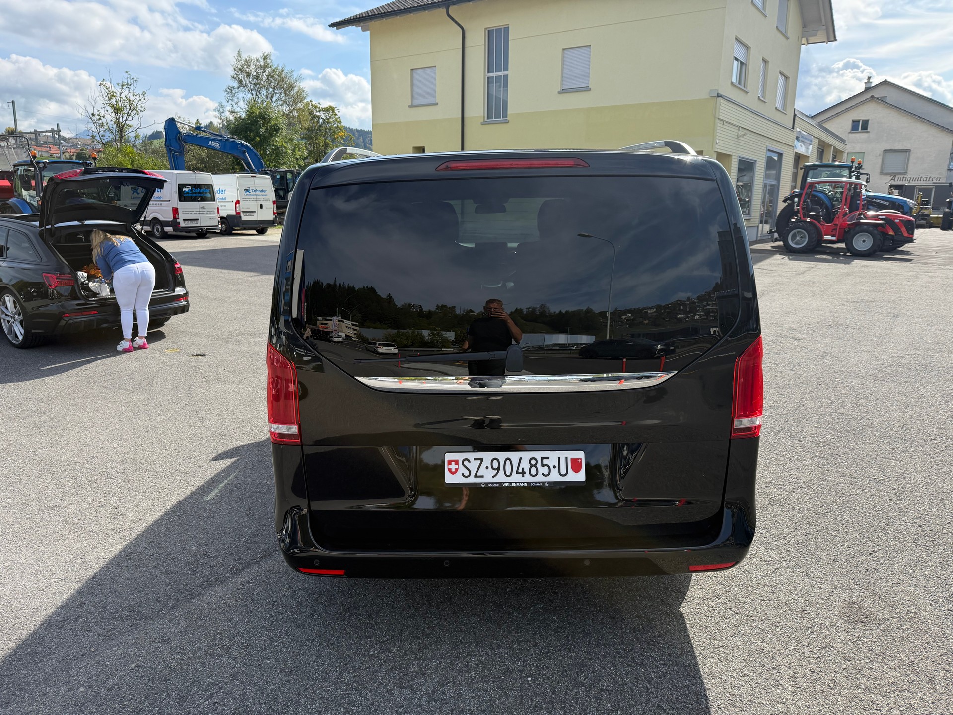 MERCEDES-BENZ V 250 d lang Exclusive 4Matic 9G-Tronic-image-10