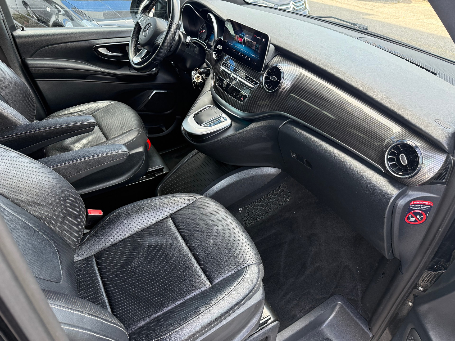 MERCEDES-BENZ V 250 d lang Exclusive 4Matic 9G-Tronic-image-14