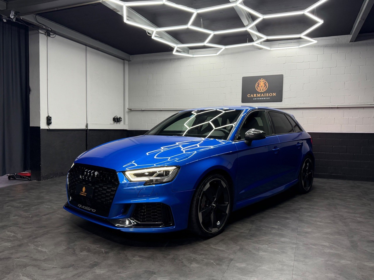 AUDI RS3 Sportback 2.5 TSI quattro S-tronic | CH-Auto | Virtual Cockpit | OHNE OPF | ACC | Keramik Bremsen | Rückfahrkamera-image-2