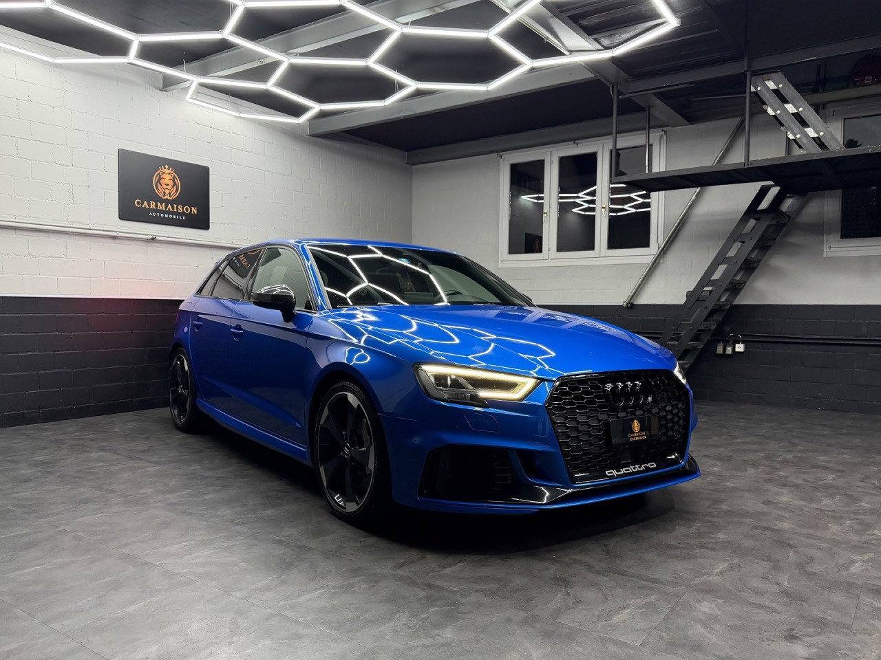 Car photo