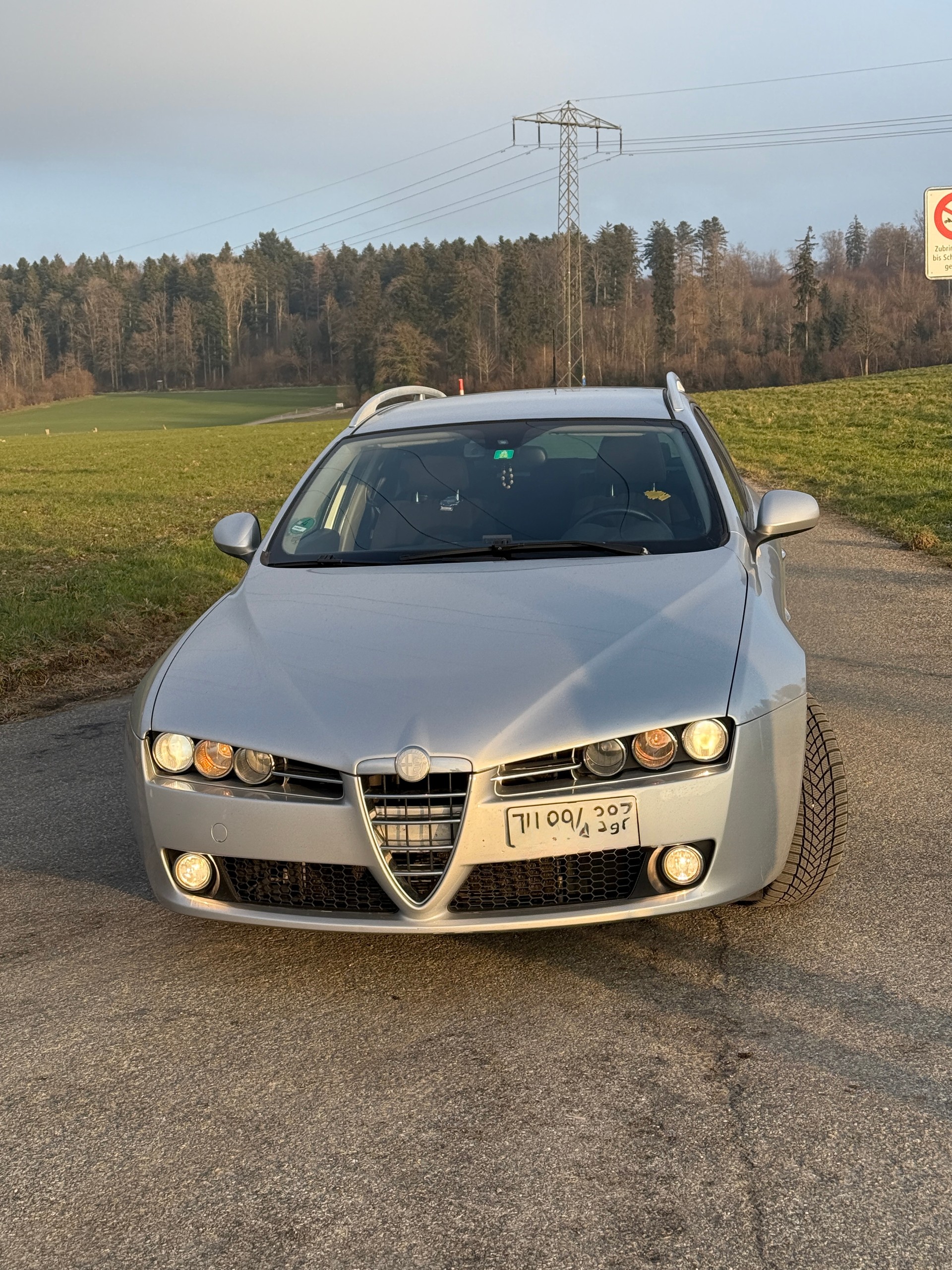 ALFA ROMEO 1.9 JTDM 16V Distinctive-image-0