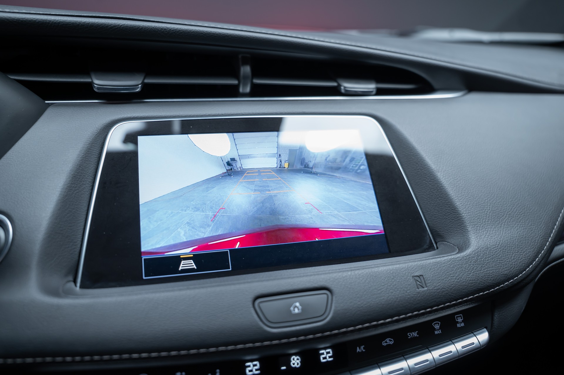 CADILLAC XT4 2.0 T Luxury AWD / Rückfahrkamera / Tempomat / el.Heckklappe-image-28