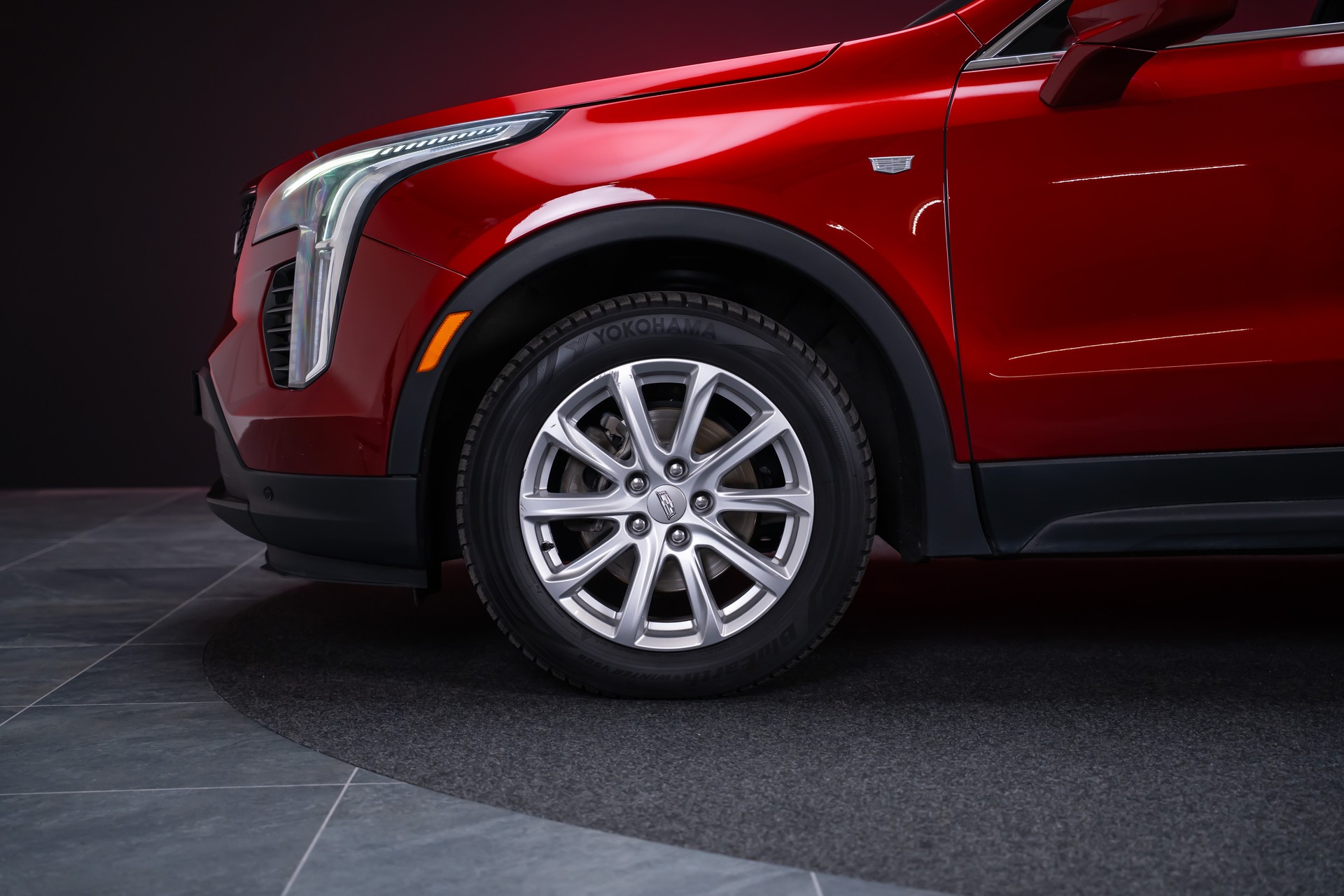 CADILLAC XT4 2.0 T Luxury AWD / Rückfahrkamera / Tempomat / el.Heckklappe-image-35