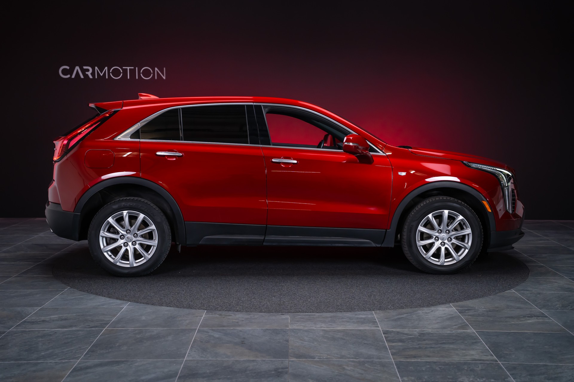 CADILLAC XT4 2.0 T Luxury AWD / Rückfahrkamera / Tempomat / el.Heckklappe-image-3