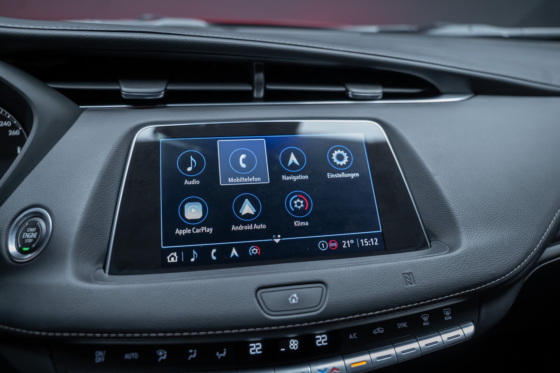 CADILLAC XT4 2.0 T Luxury AWD / Rückfahrkamera / Tempomat / el.Heckklappe-image-31