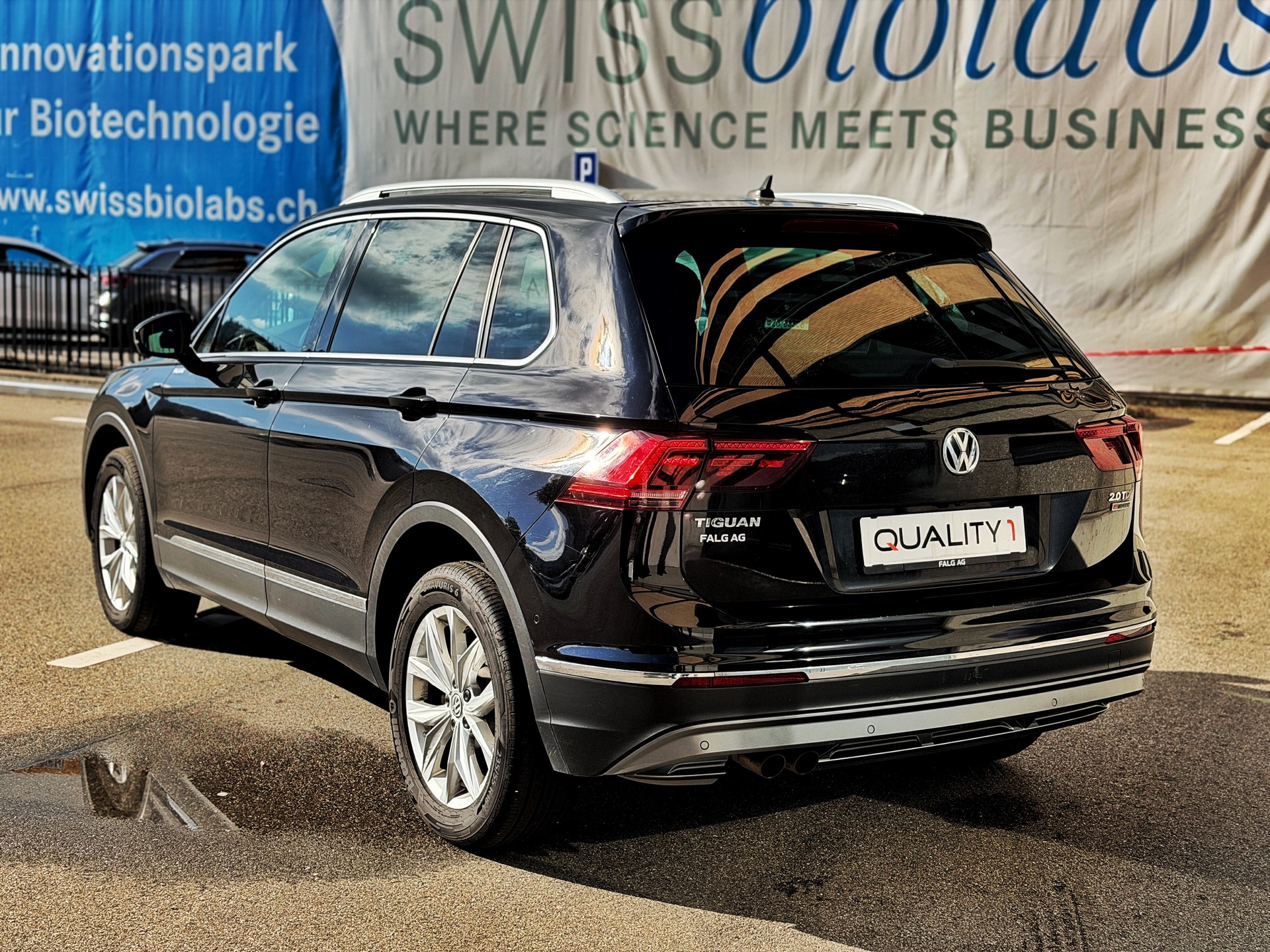 VW Tiguan 2.0 TDI SCR Highline 4Motion DSG-image-2