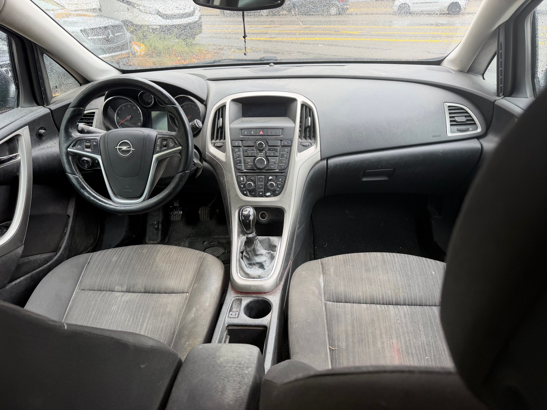OPEL Astra 1.4i 16V Turbo Cosmo-image-8
