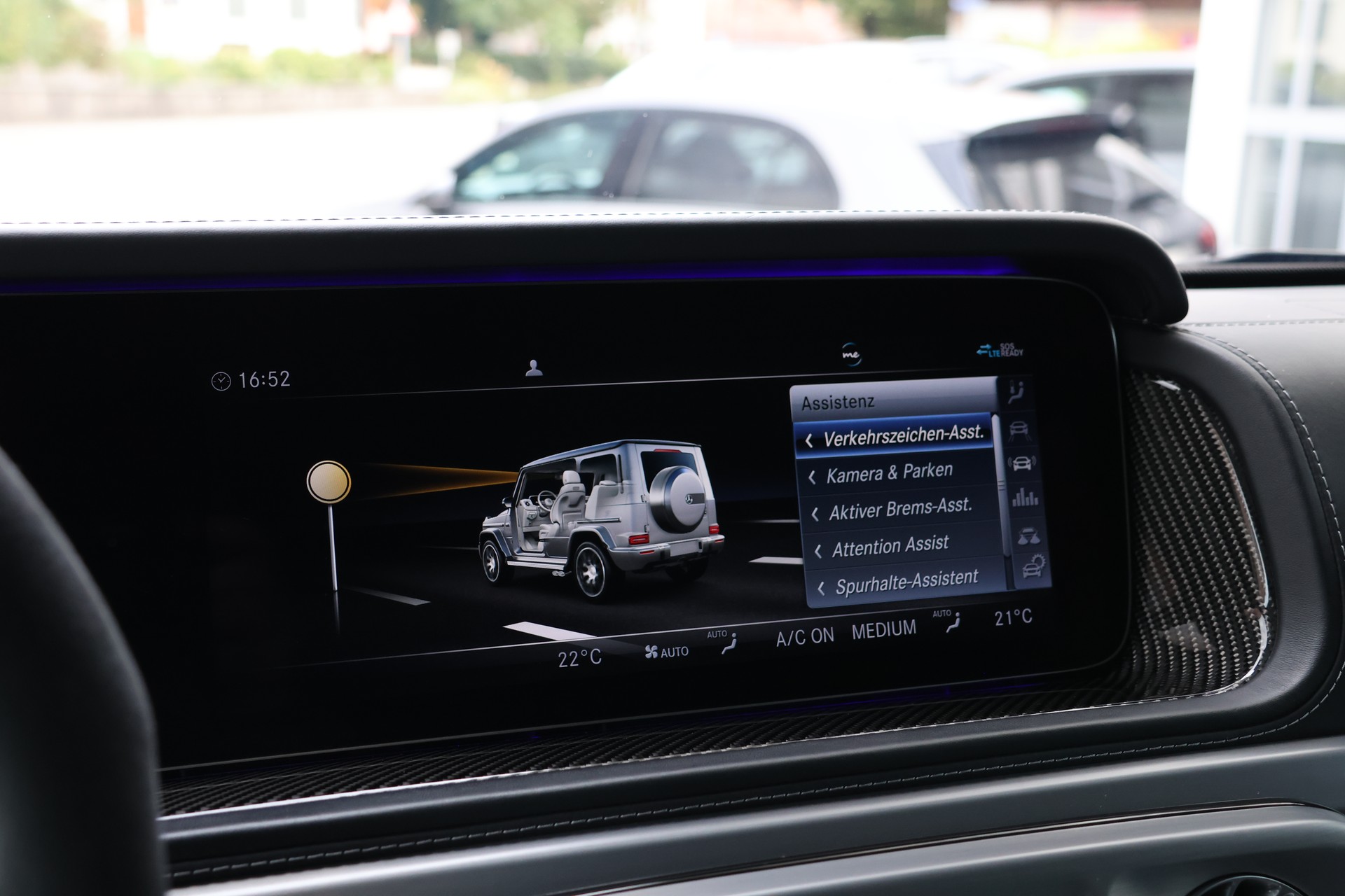 MERCEDES-BENZ G 63 AMG Speedshift Plus G-Tronic *Designo Magno*-image-29