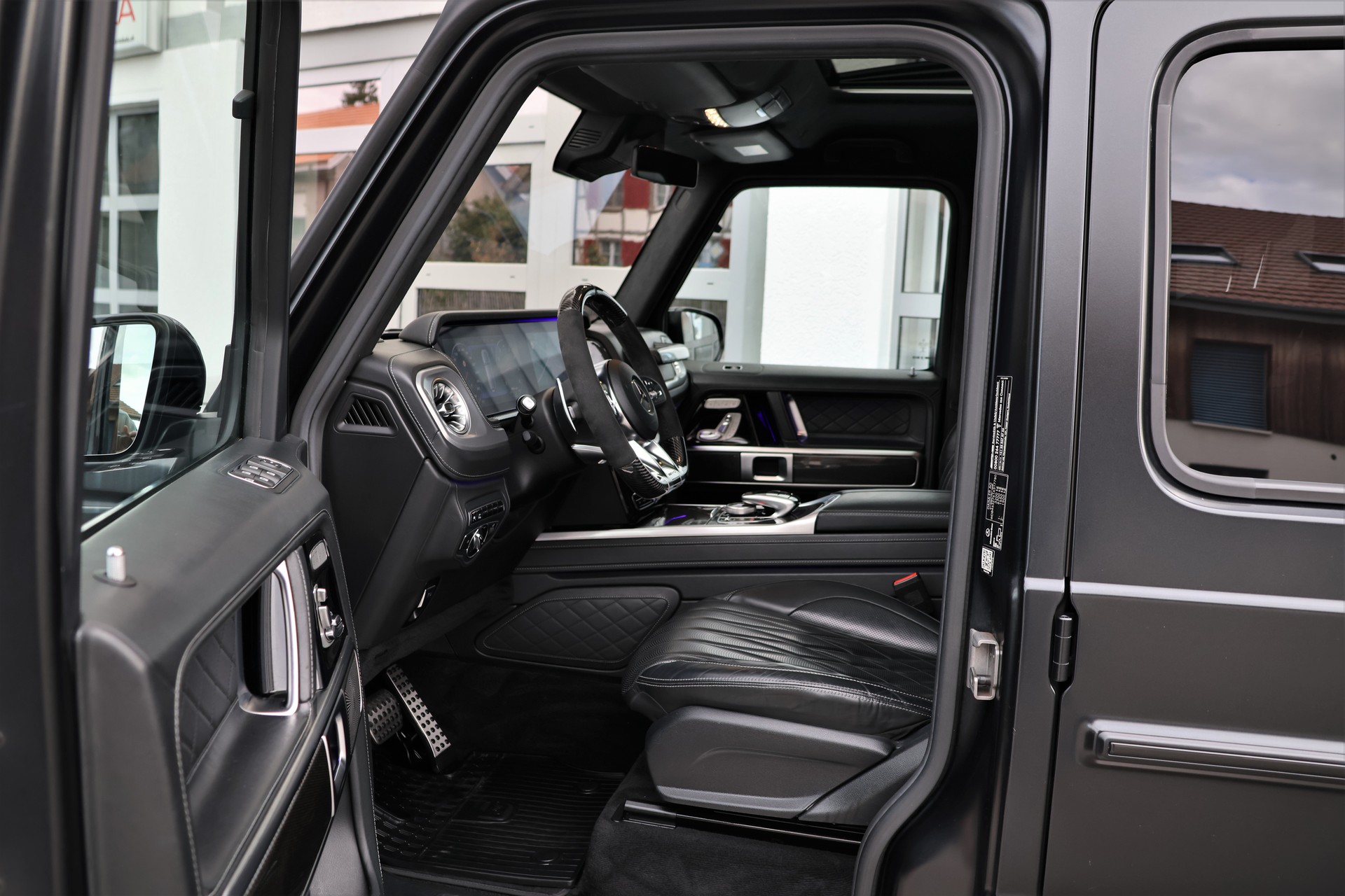 MERCEDES-BENZ G 63 AMG Speedshift Plus G-Tronic *Designo Magno*-image-10