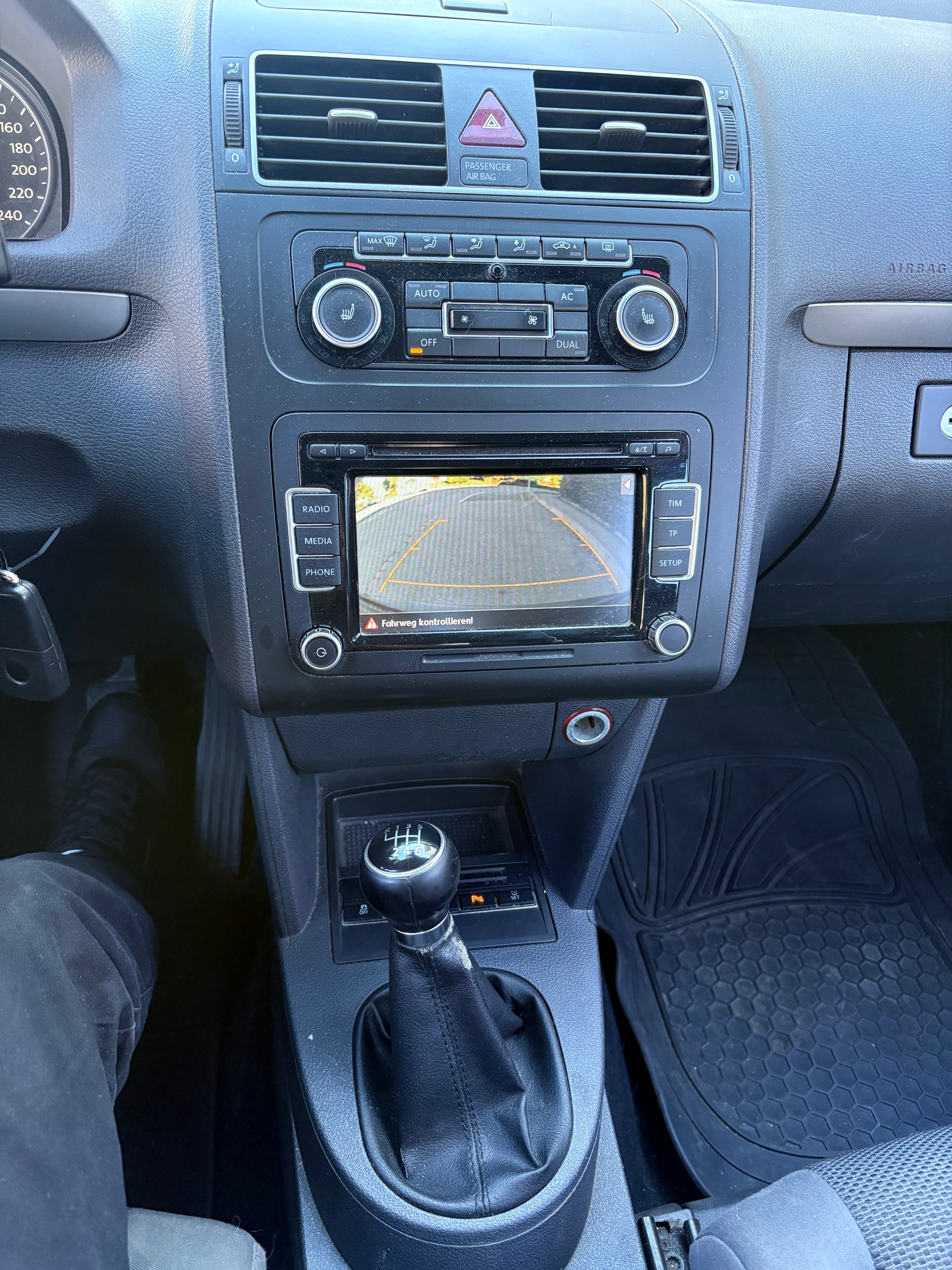 VW Touran 1.2 TSI Comfortline-image-8