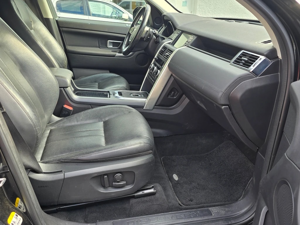LAND ROVER Discovery Sport 2.0 TD4 SE AT9-image-10