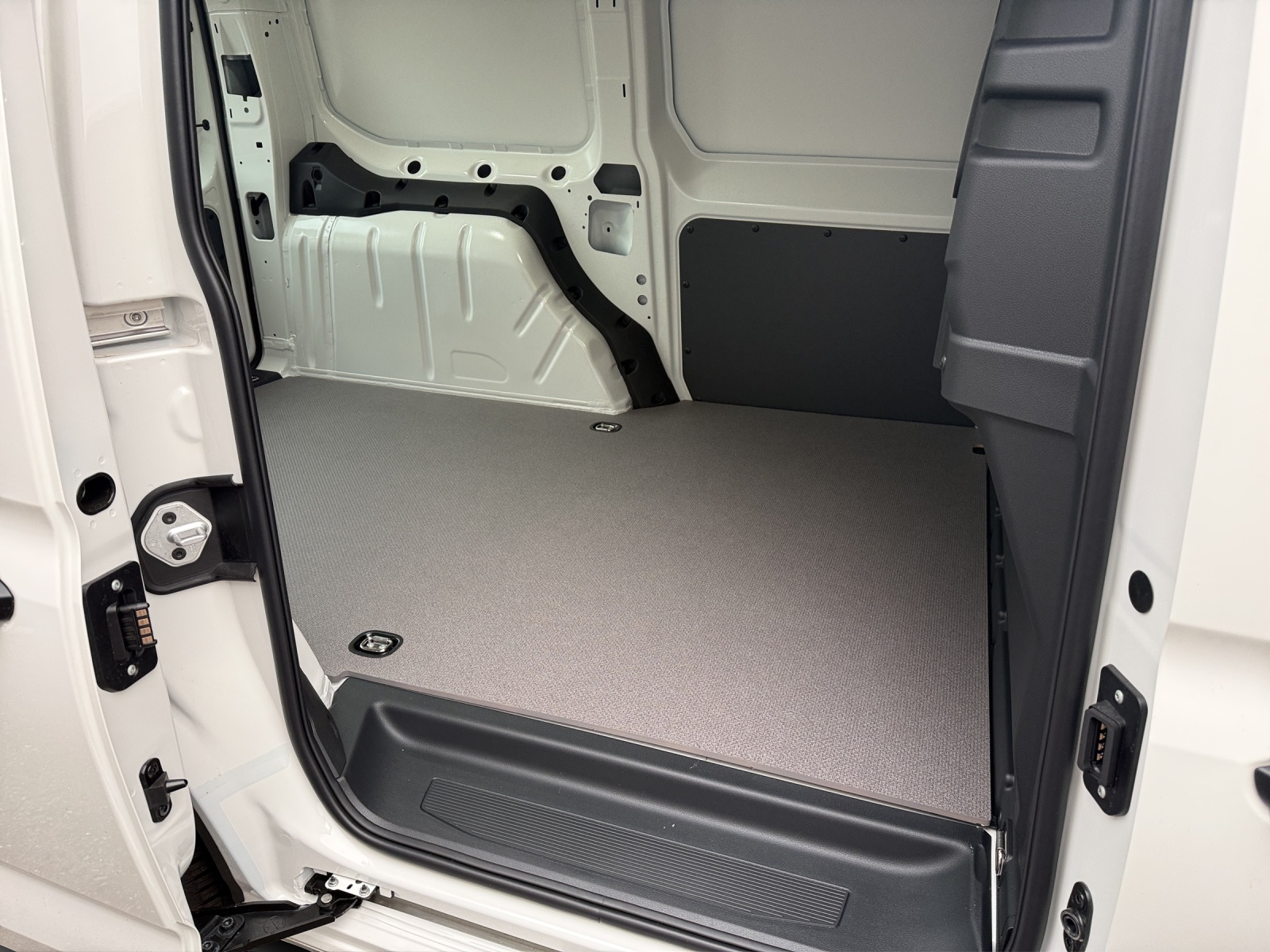 VW Caddy Cargo 1.5TSI Entry Maxi DSG-image-12