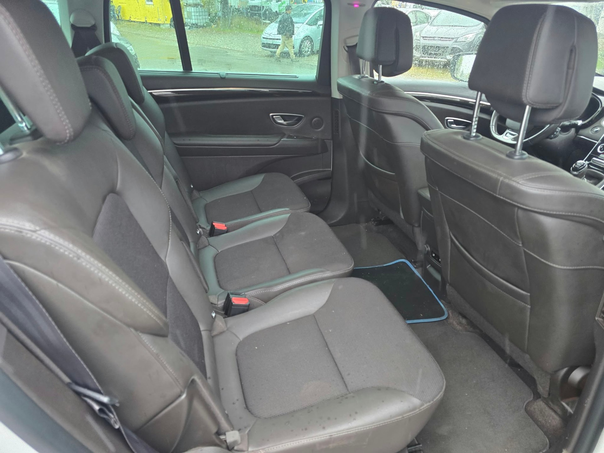RENAULT Espace 1.6 dCi Intens-image-7