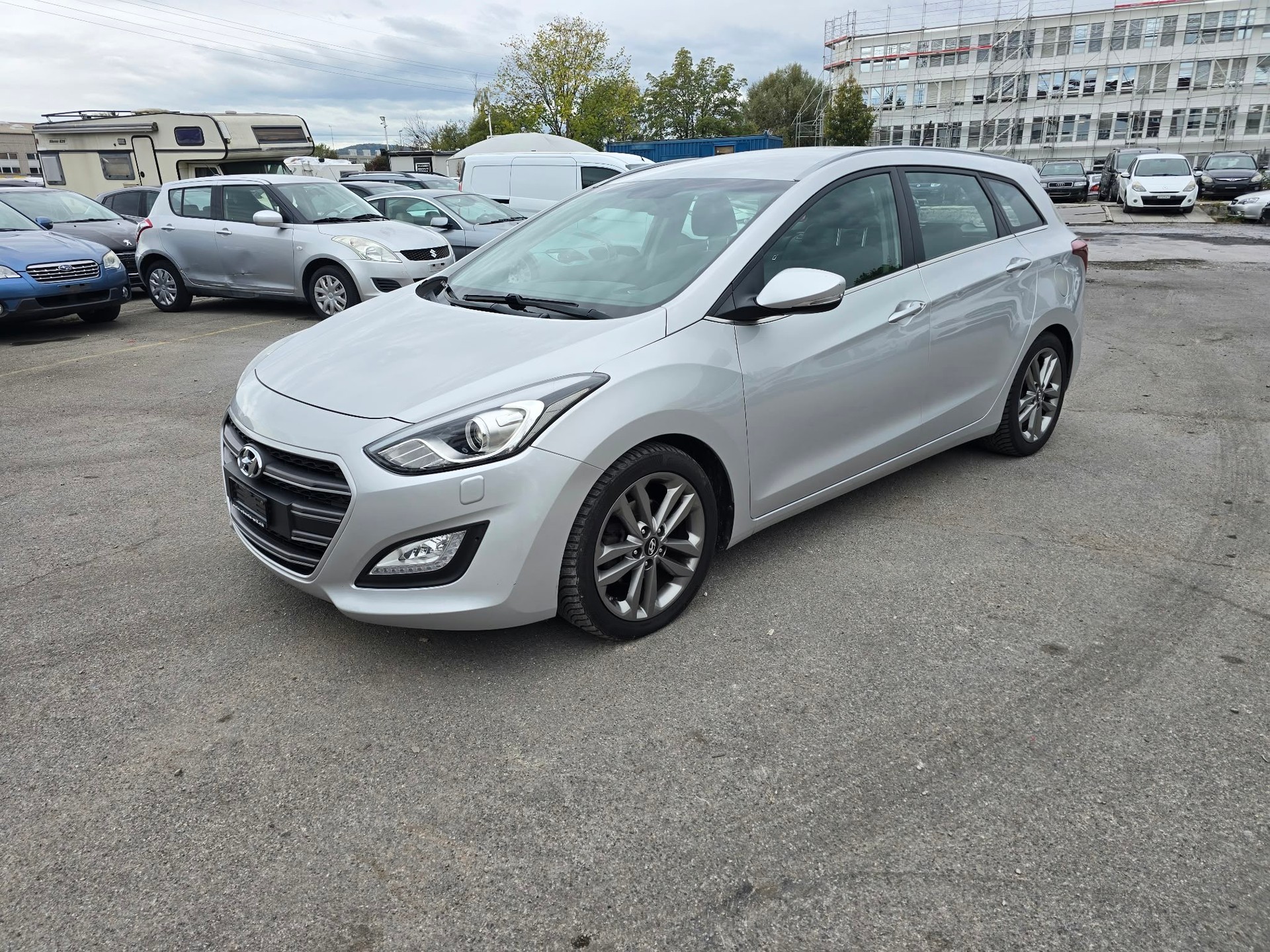 HYUNDAI i30 Wagon 1.6 CRDi GO Automatic DCT-image-5
