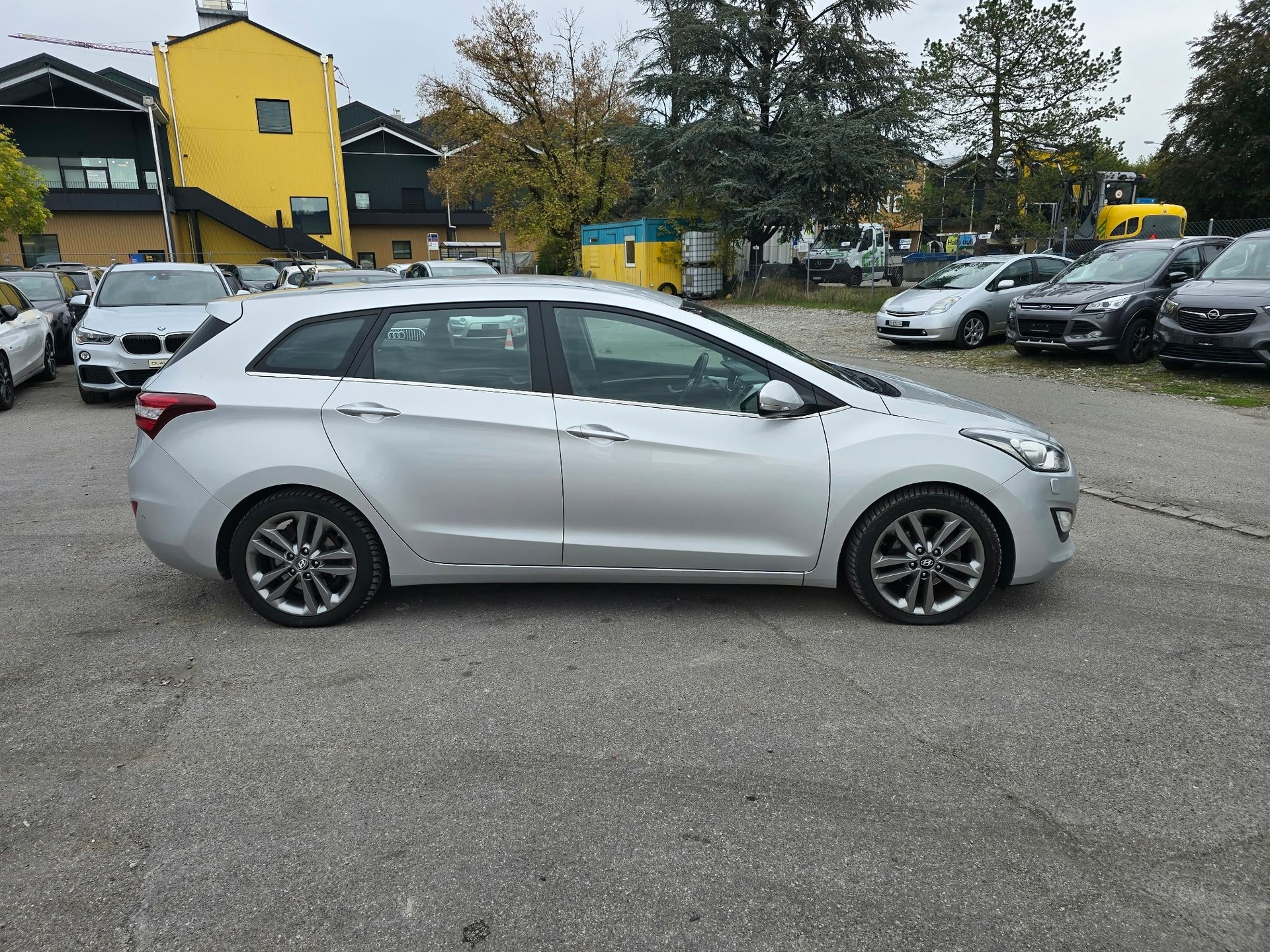 HYUNDAI i30 Wagon 1.6 CRDi GO Automatic DCT-image-7