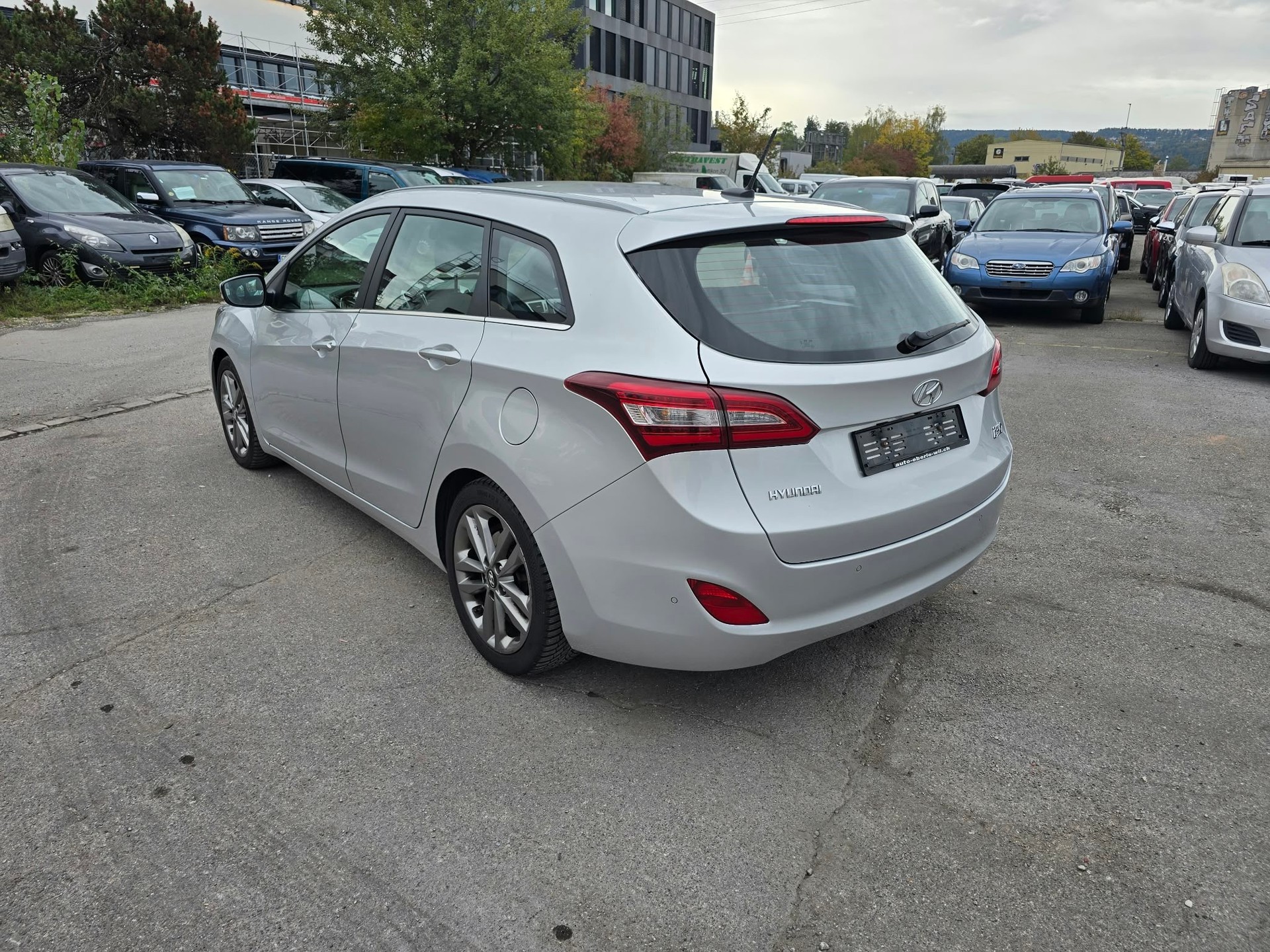 HYUNDAI i30 Wagon 1.6 CRDi GO Automatic DCT-image-6