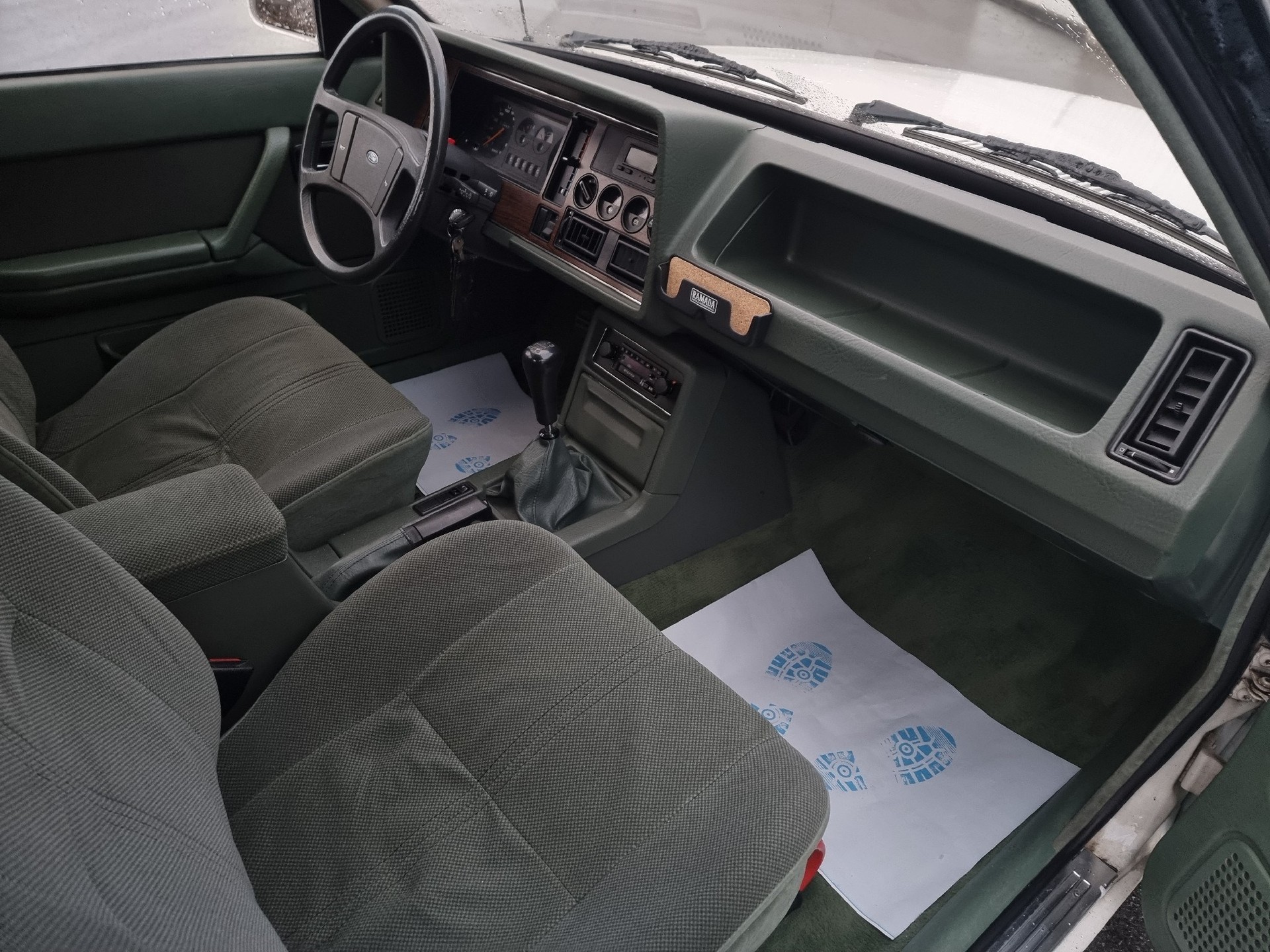 FORD Granada 2800i V6 (GLS)-image-14
