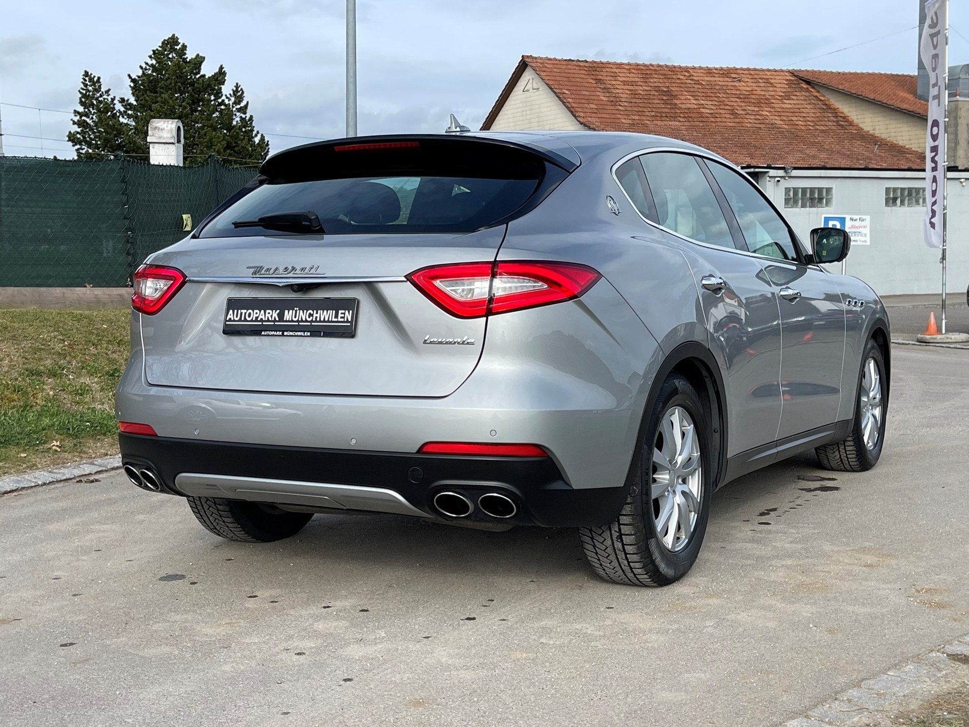 MASERATI Levante D 3.0 V6 Automatica-image-2