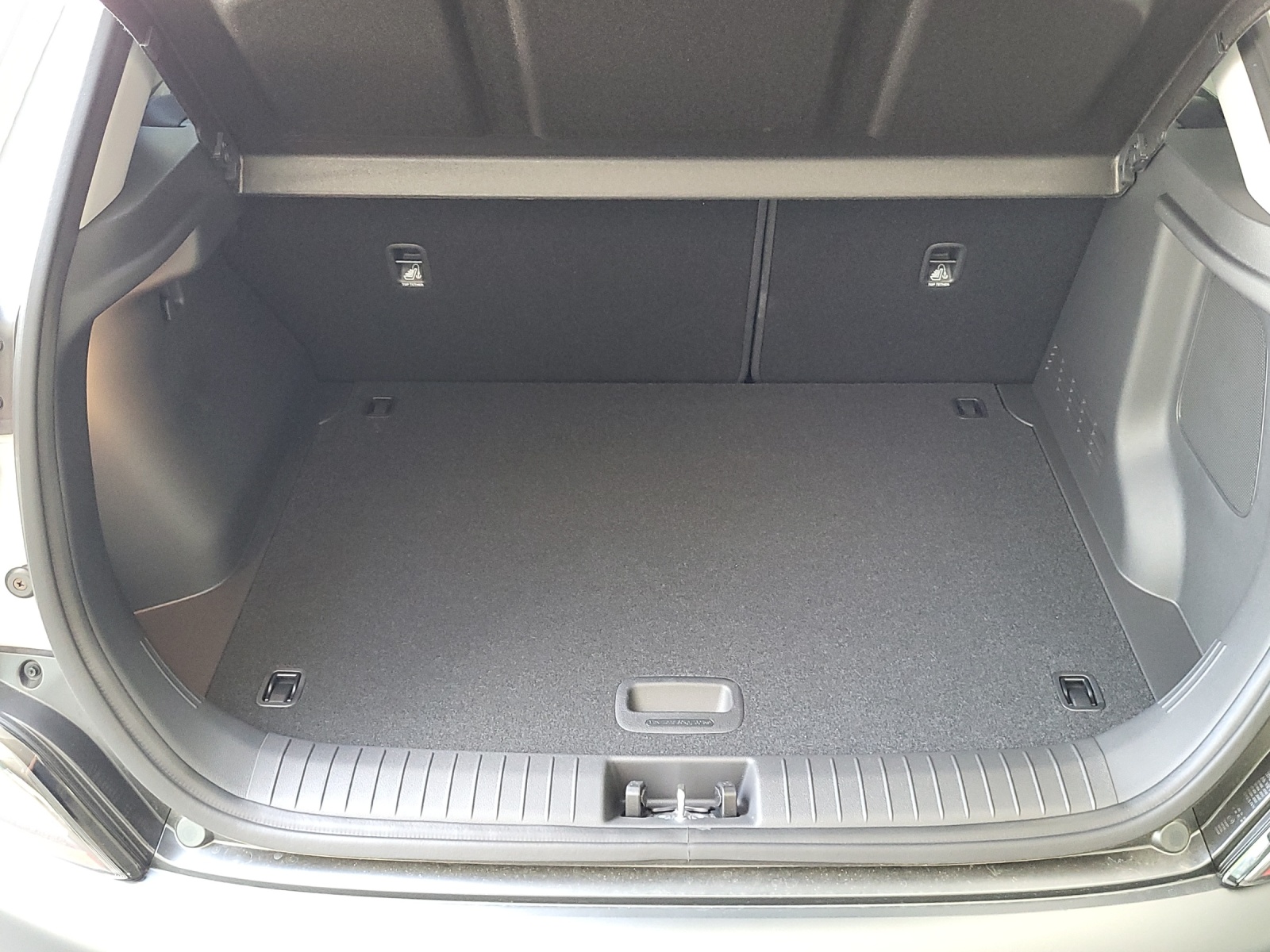 HYUNDAI Kona 1.6 T-GDi Vertex 4WD Two Tone-image-9