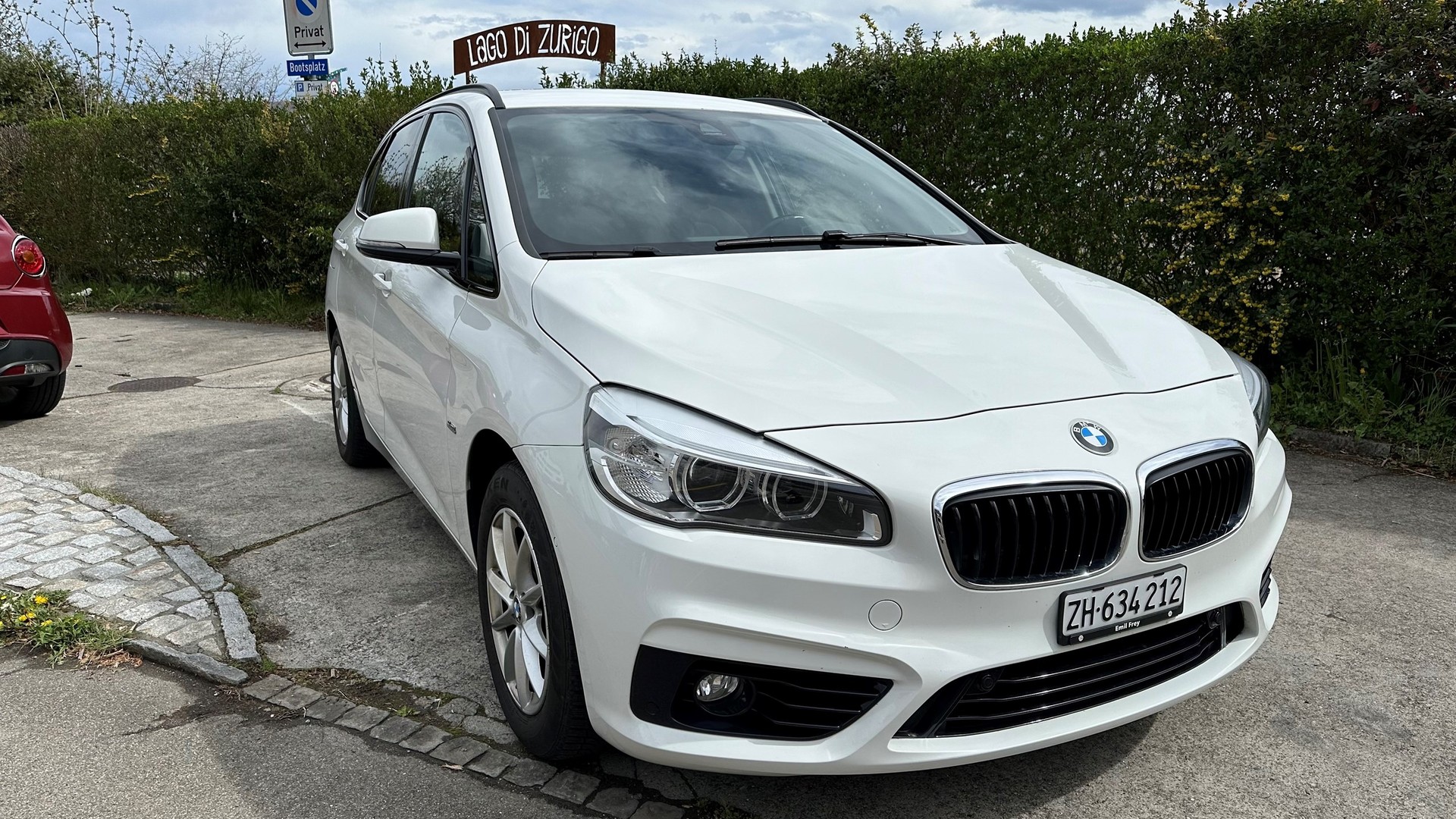 BMW 218i Active Tourer Sport Line Steptronic-image-0