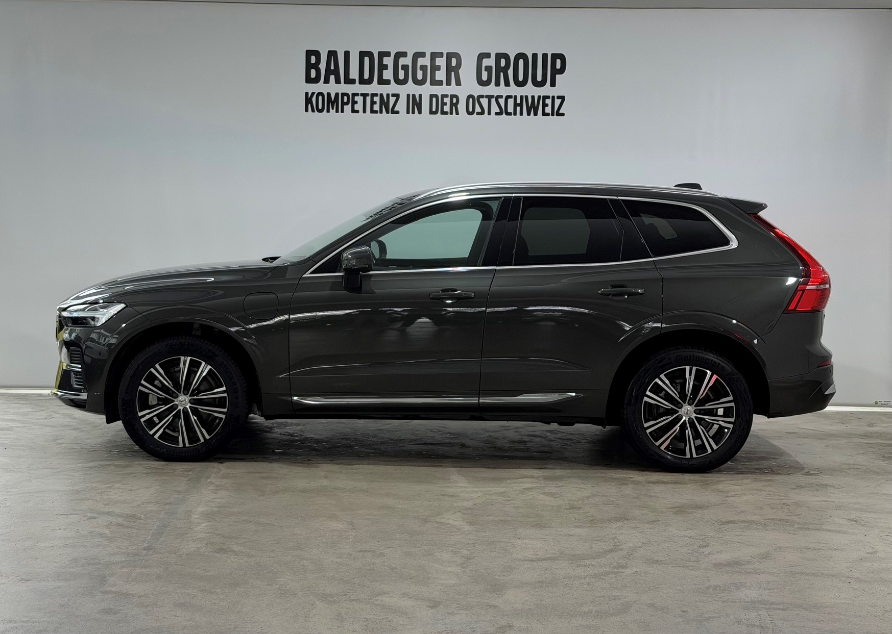 VOLVO XC60 2.0 T8 TE Inscription eAW-image-2