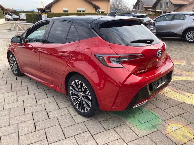 TOYOTA Corolla 2.0 HSD Trend e-CVT-image-5