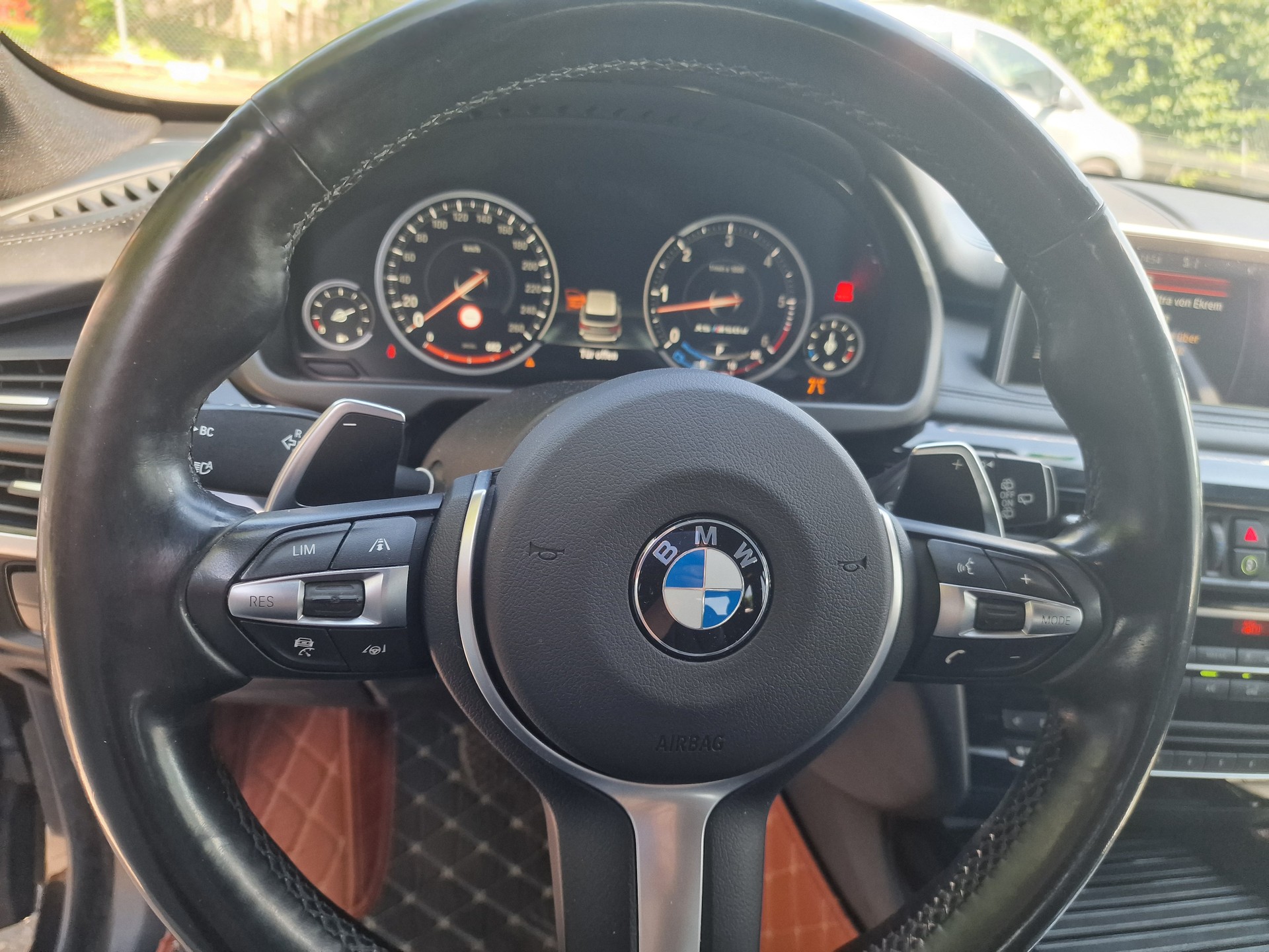 BMW X5 xDrive M50d Steptronic-image-5