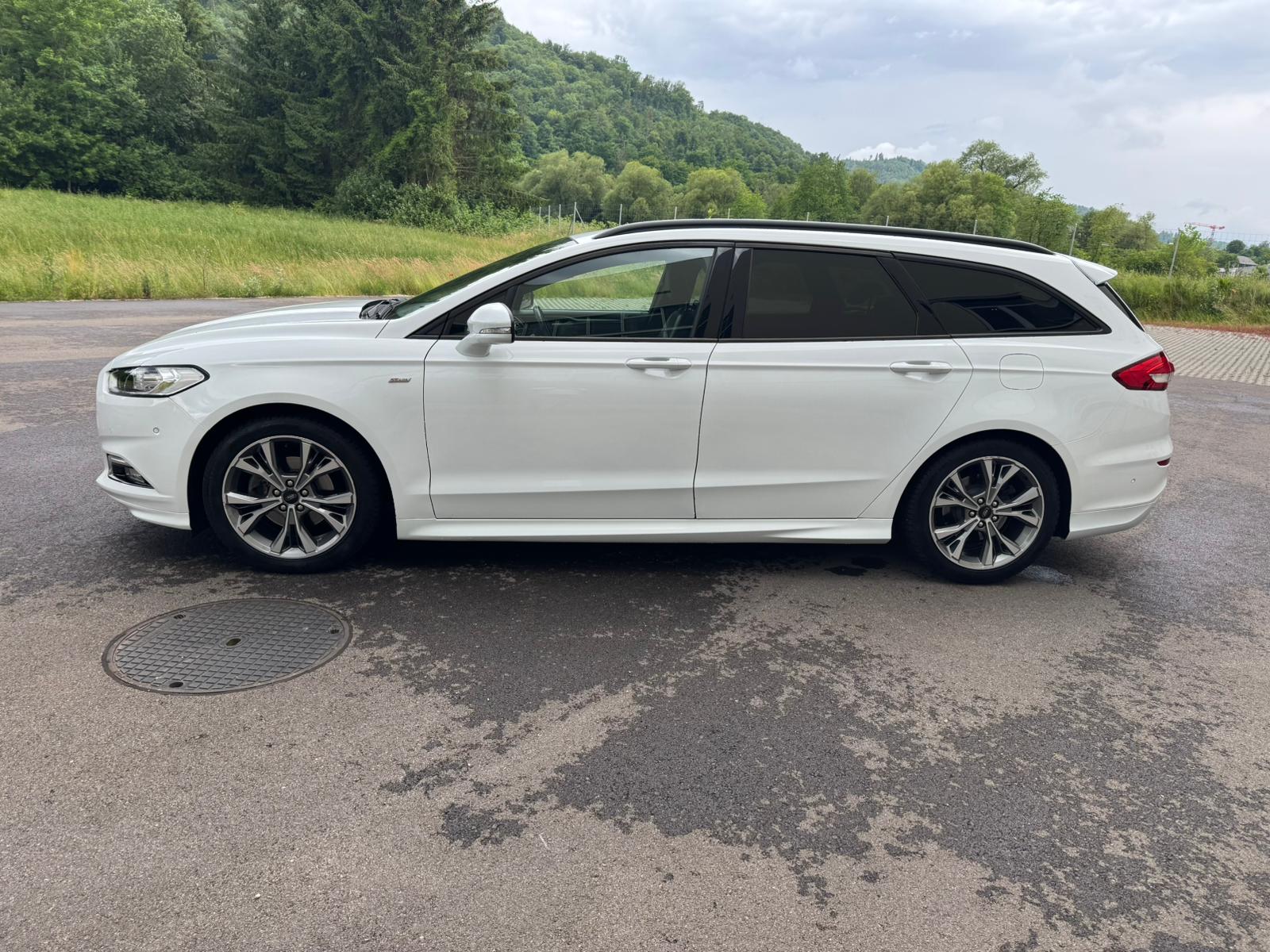 FORD Mondeo 2.0 TDCi ST-Line PowerShift-image-2