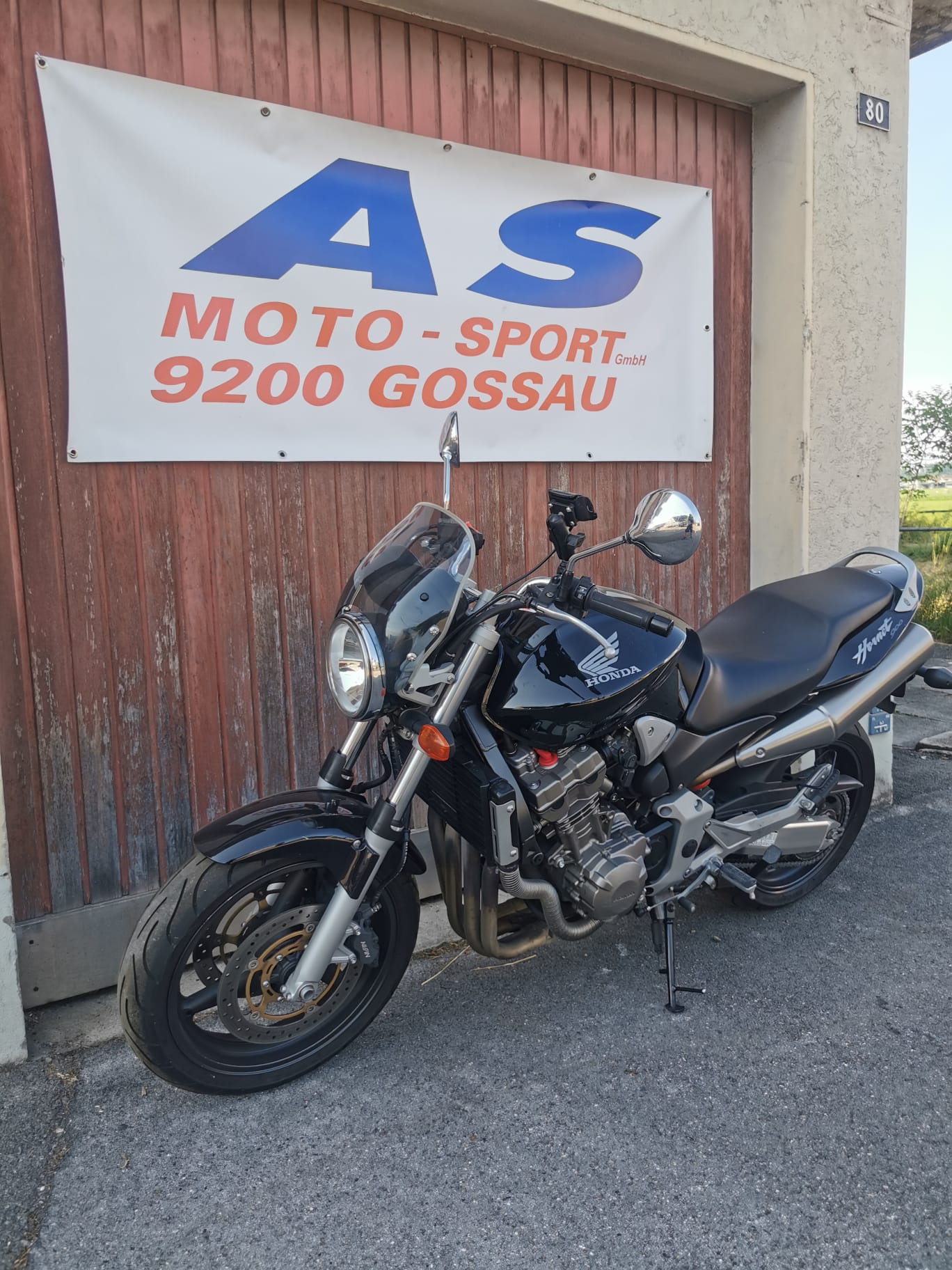 HONDA CB 900 F Hornet-image-4