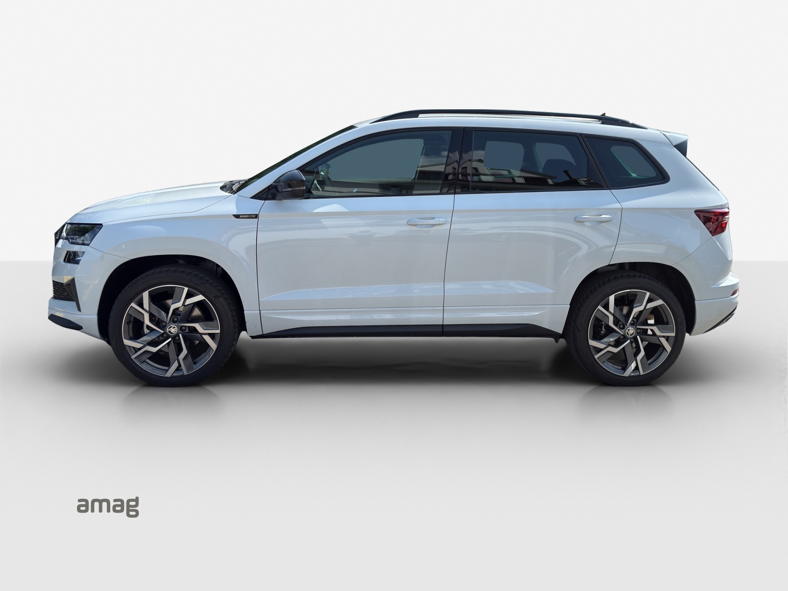 SKODA Karoq 2.0 TDI CR Sport Line 4x4 DSG-image-1