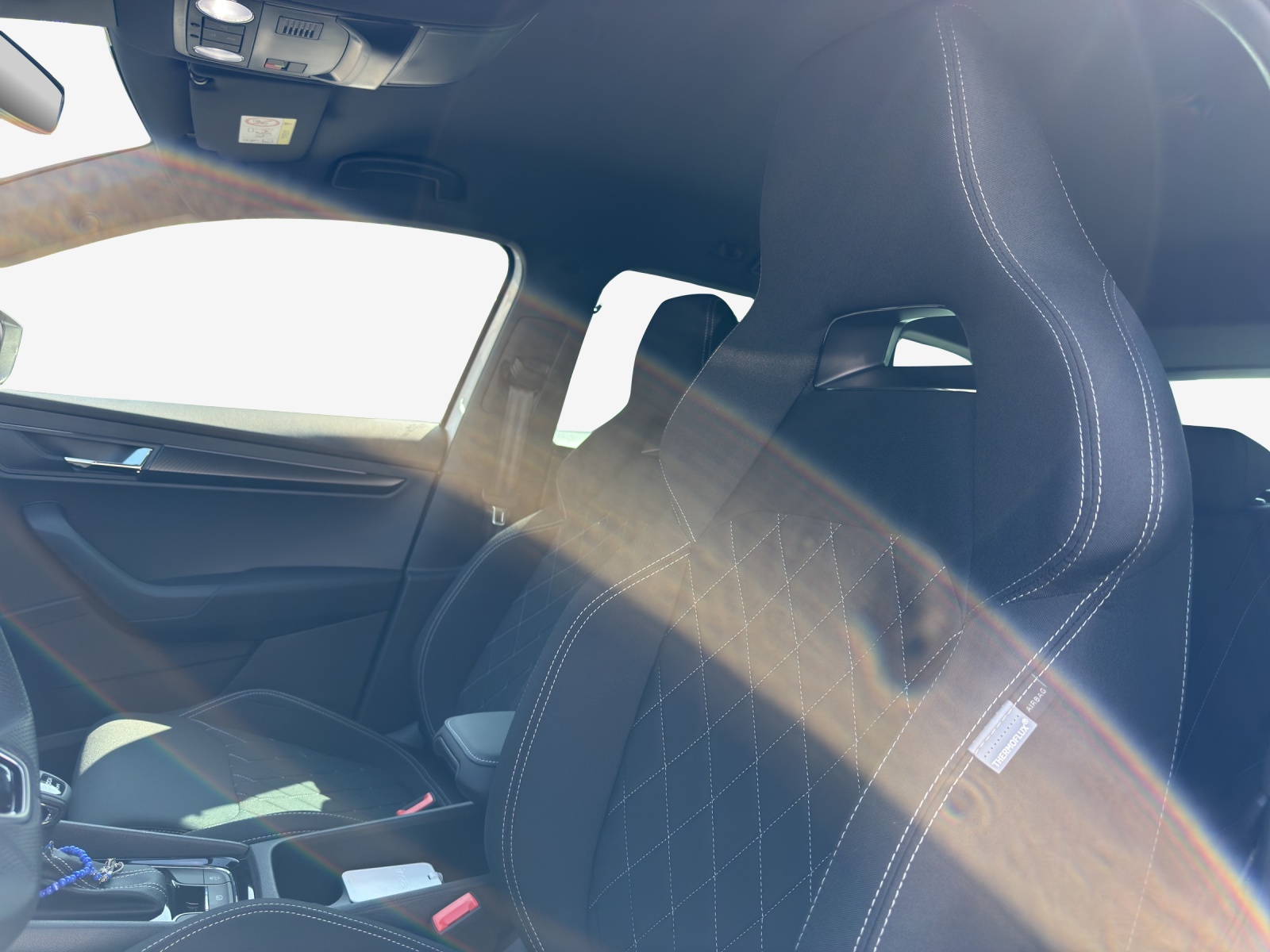 SKODA Karoq 2.0 TDI CR Sport Line 4x4 DSG-image-13