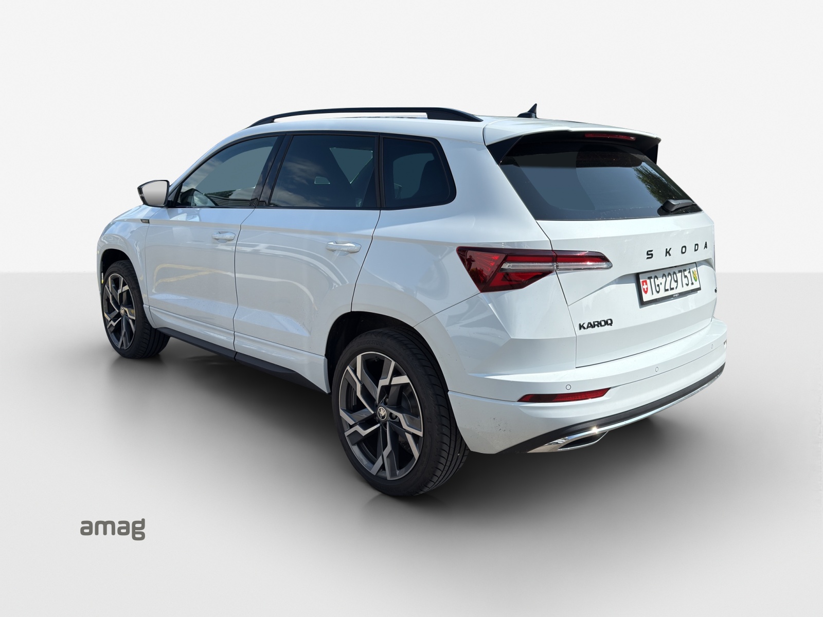 SKODA Karoq 2.0 TDI CR Sport Line 4x4 DSG-image-2
