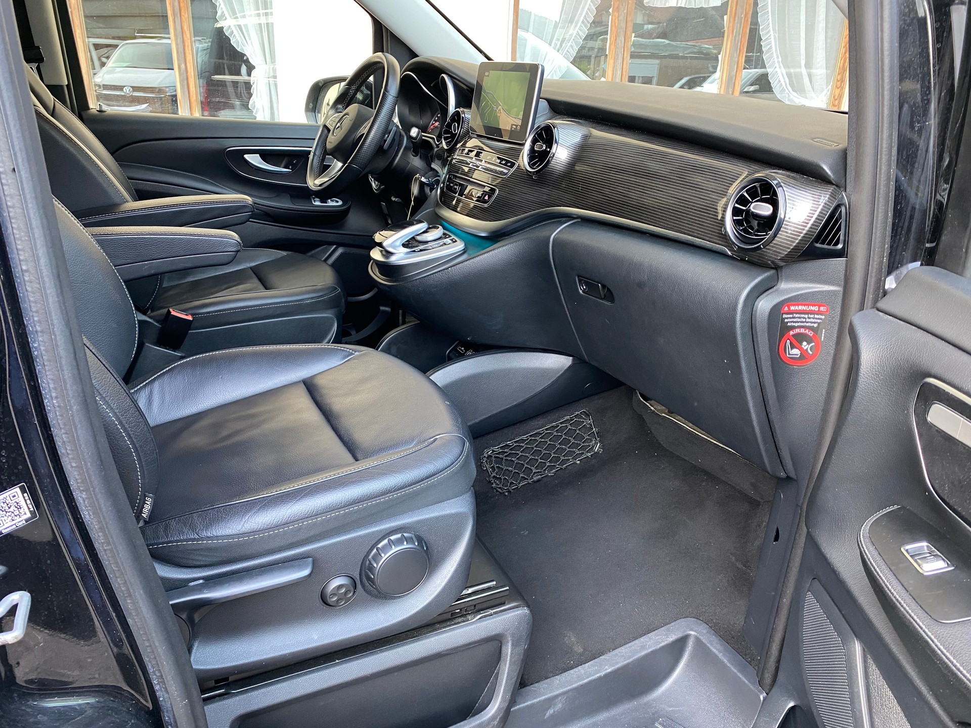 MERCEDES-BENZ V 250 d lang Avantgarde 4Matic G-Tronic-image-5