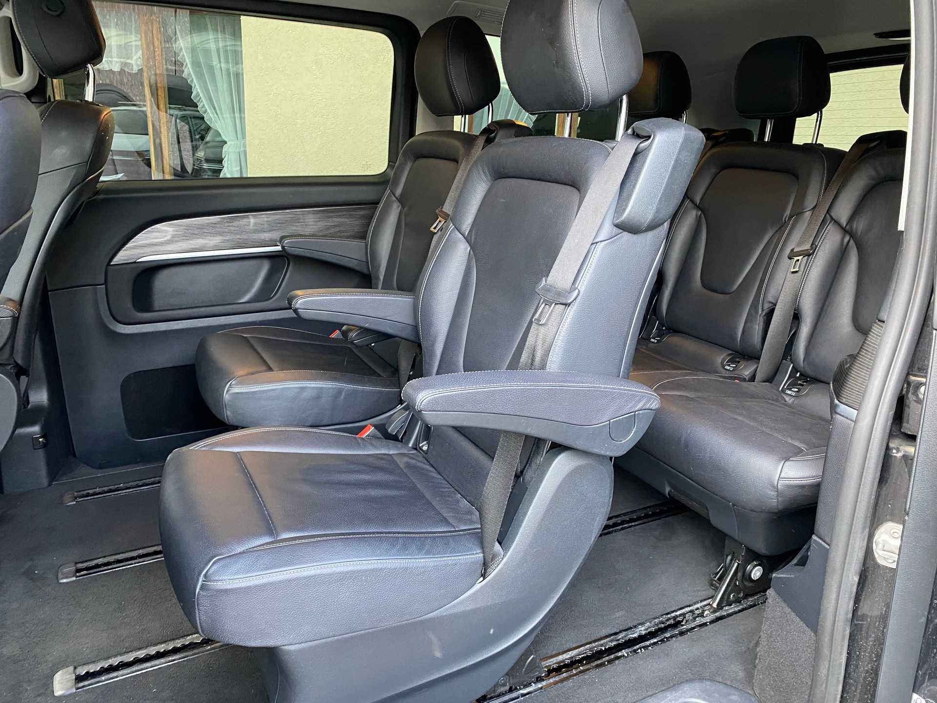 MERCEDES-BENZ V 250 d lang Avantgarde 4Matic G-Tronic-image-6
