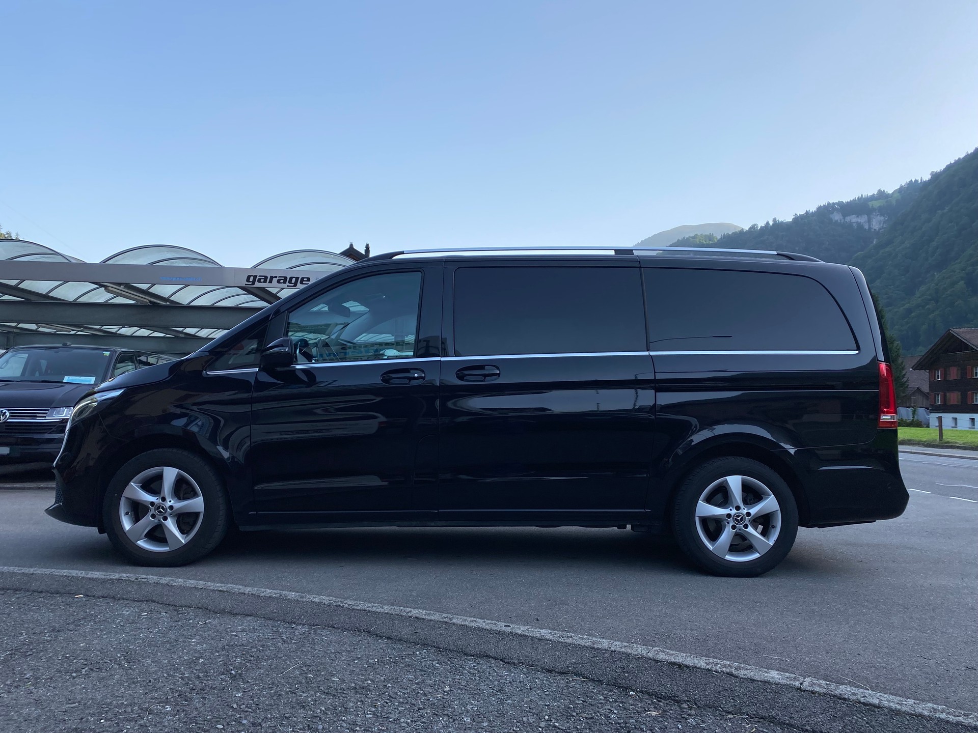 MERCEDES-BENZ V 250 d lang Avantgarde 4Matic G-Tronic-image-1