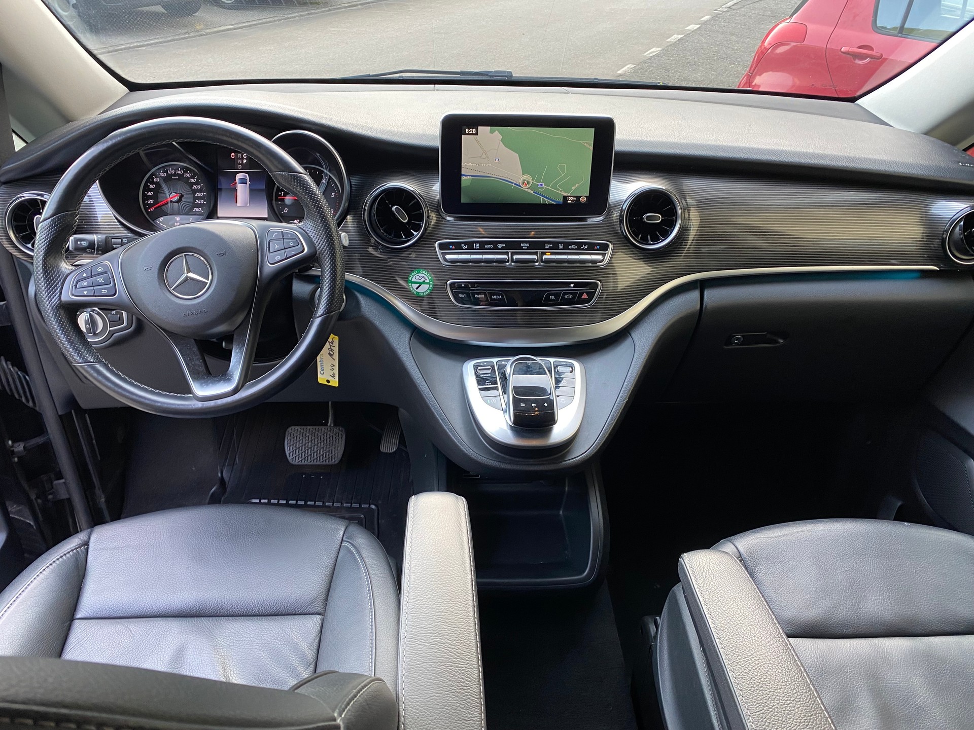 MERCEDES-BENZ V 250 d lang Avantgarde 4Matic G-Tronic-image-3