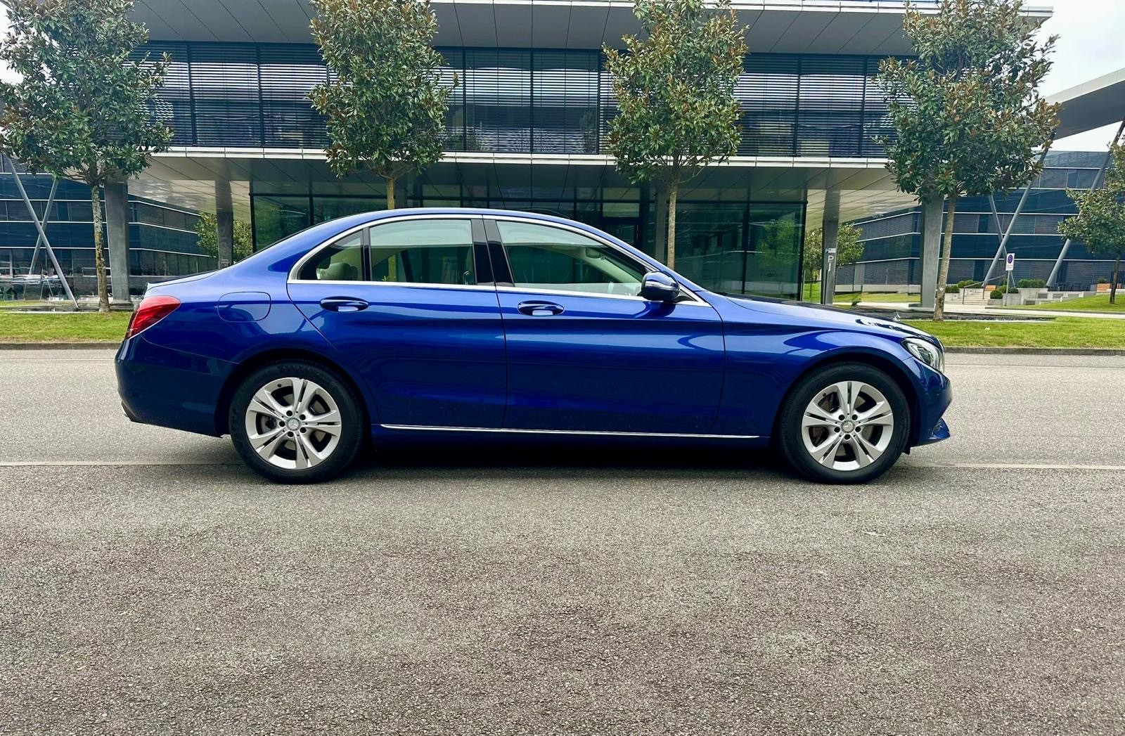 MERCEDES-BENZ C 400 Exclusive 4Matic 7G-Tronic-showroom-element-1