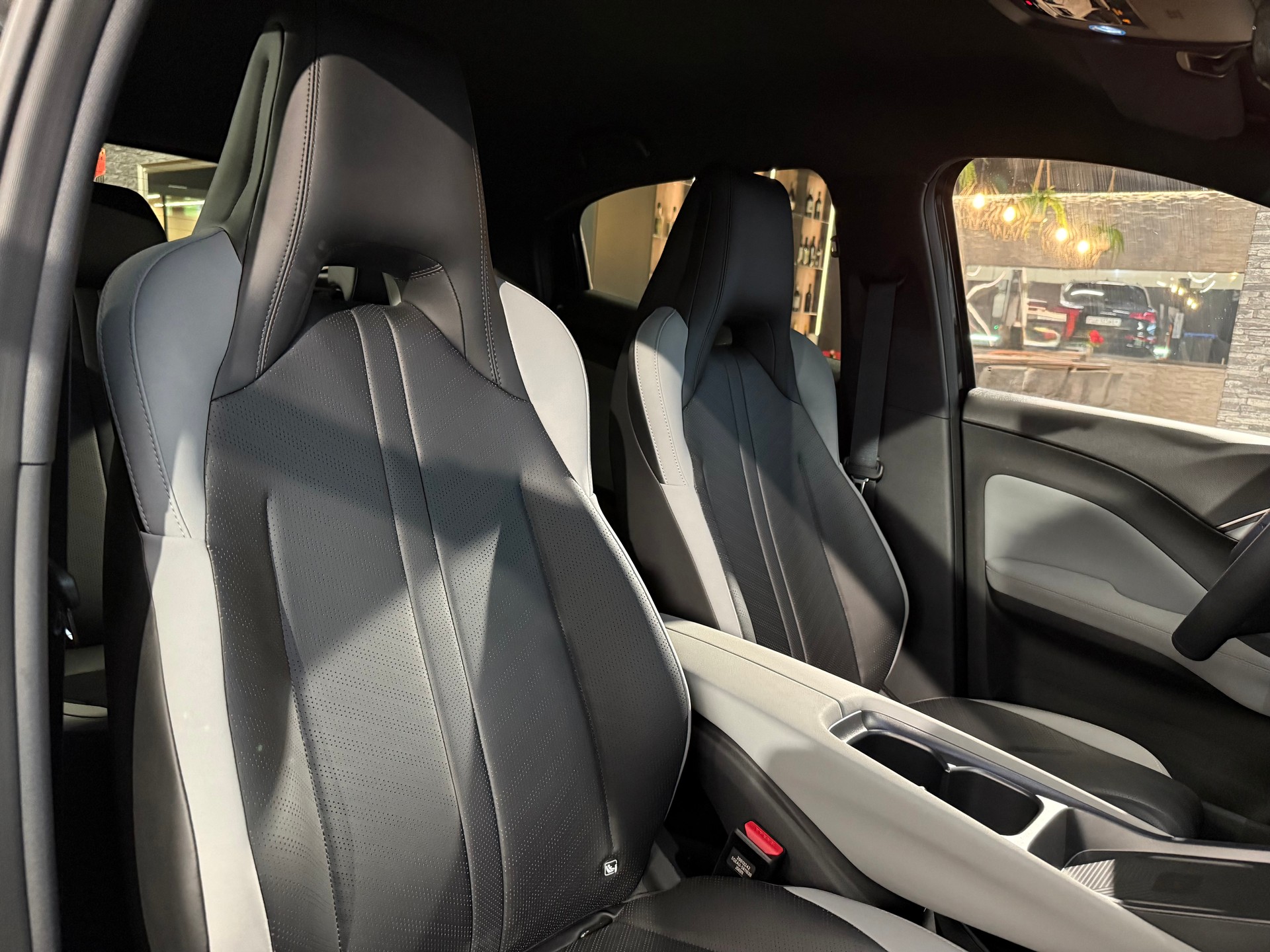 BYD Dolphin Surf 43 kWh Comfort-image-23