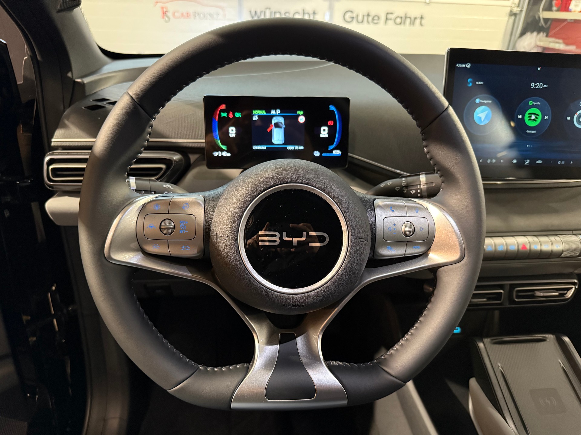 BYD Dolphin Surf 43 kWh Comfort-image-13
