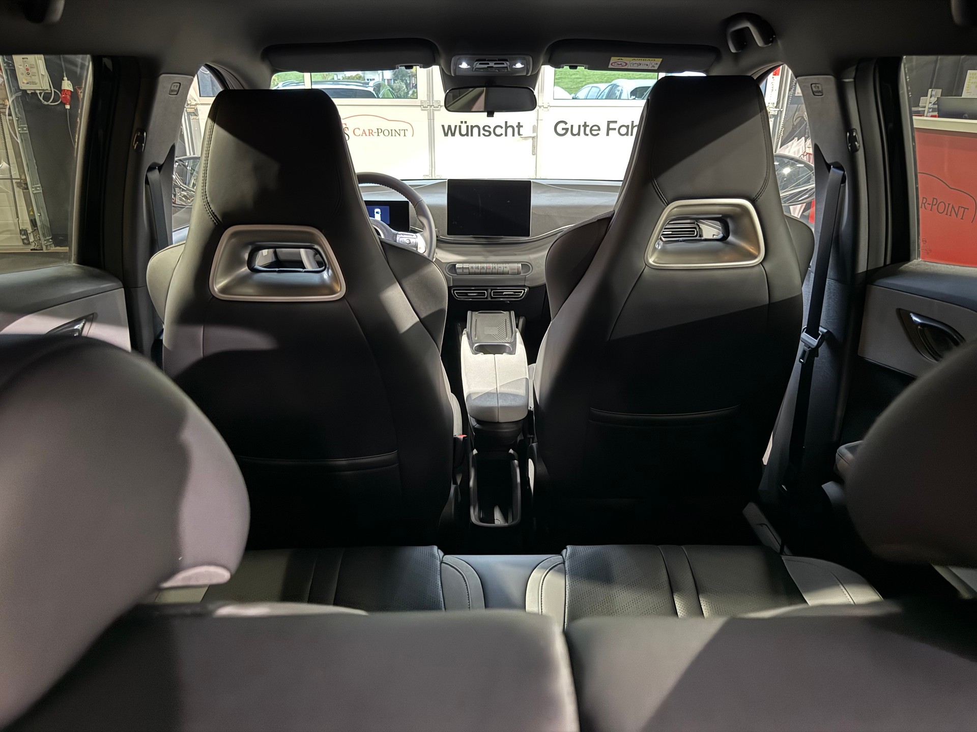 BYD Dolphin Surf 43 kWh Comfort-image-26