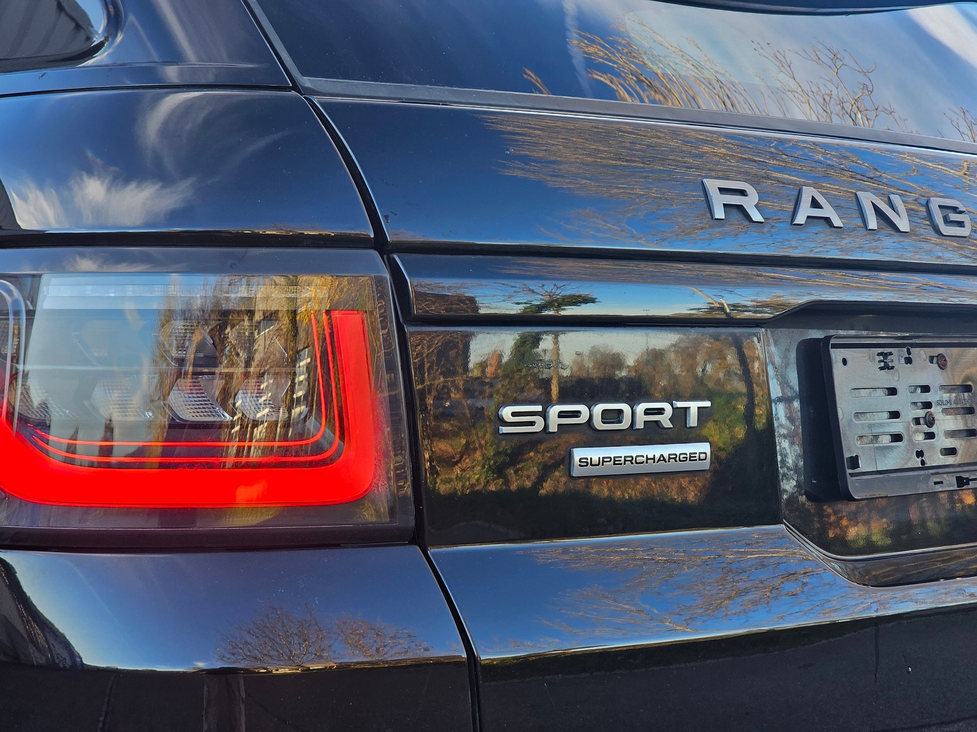 LAND ROVER Range Rover Sport 5.0 V8 S/C HSE Dynamic Automatic-image-6
