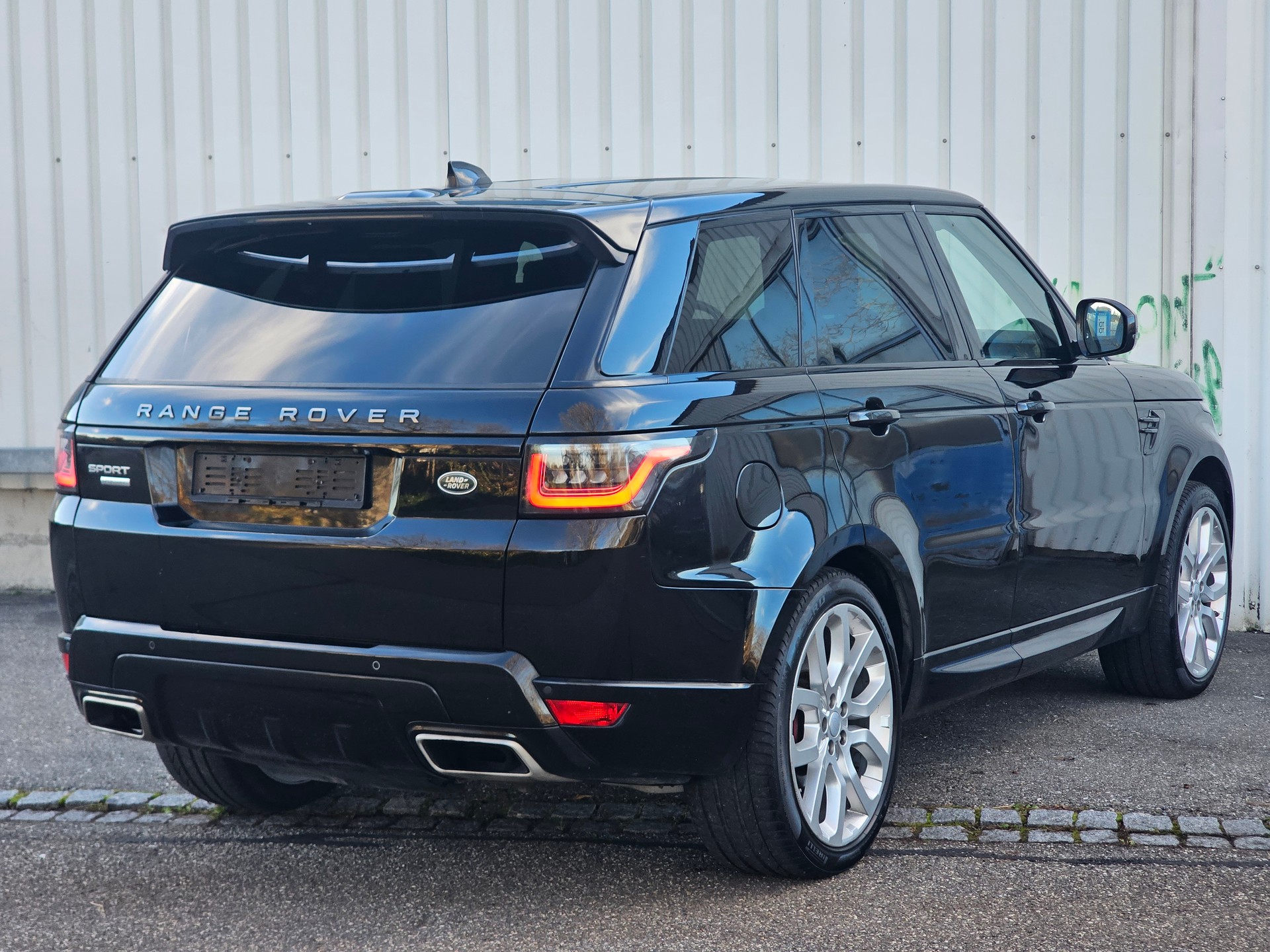 LAND ROVER Range Rover Sport 5.0 V8 S/C HSE Dynamic Automatic-image-3